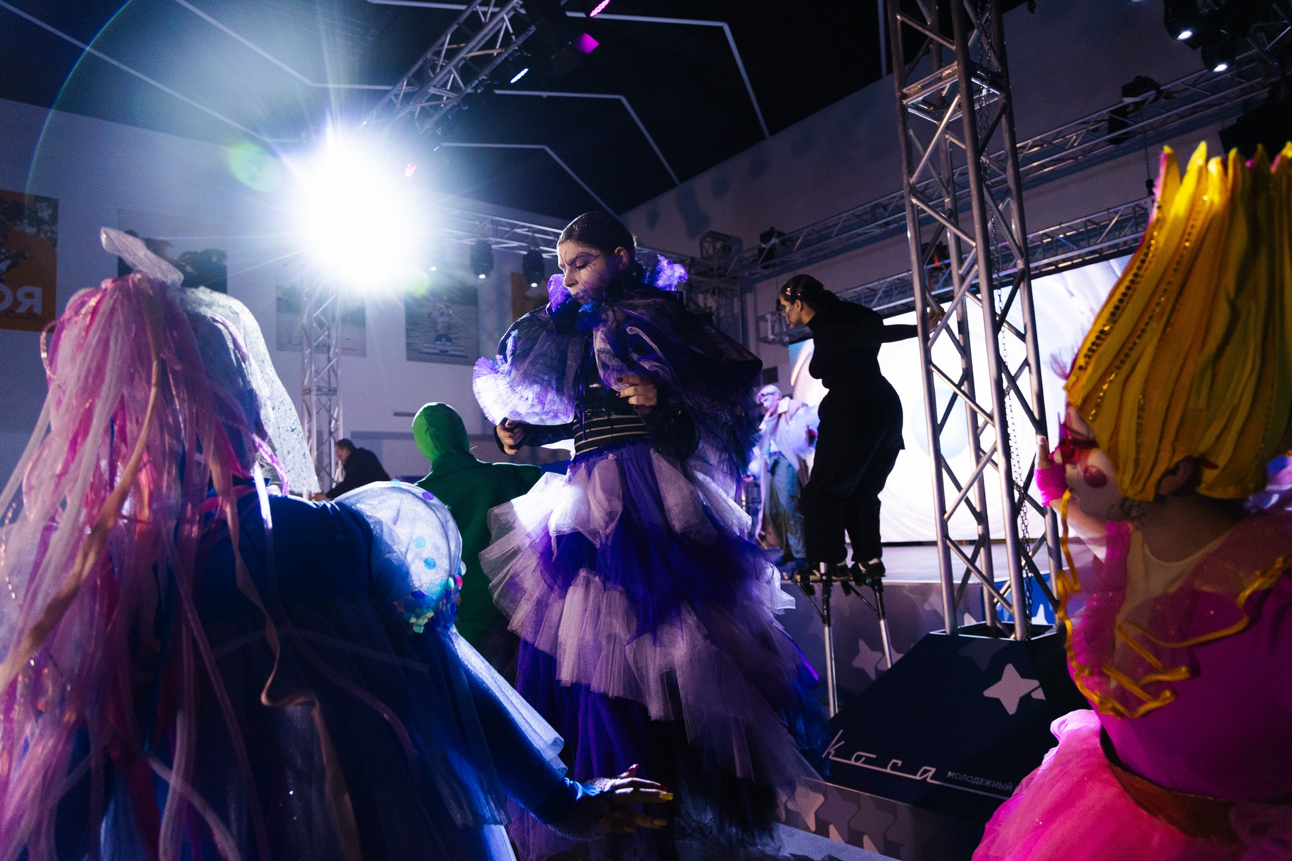 Уличный театр «Чудо» — спектакль «Красиво». Flint — photographer