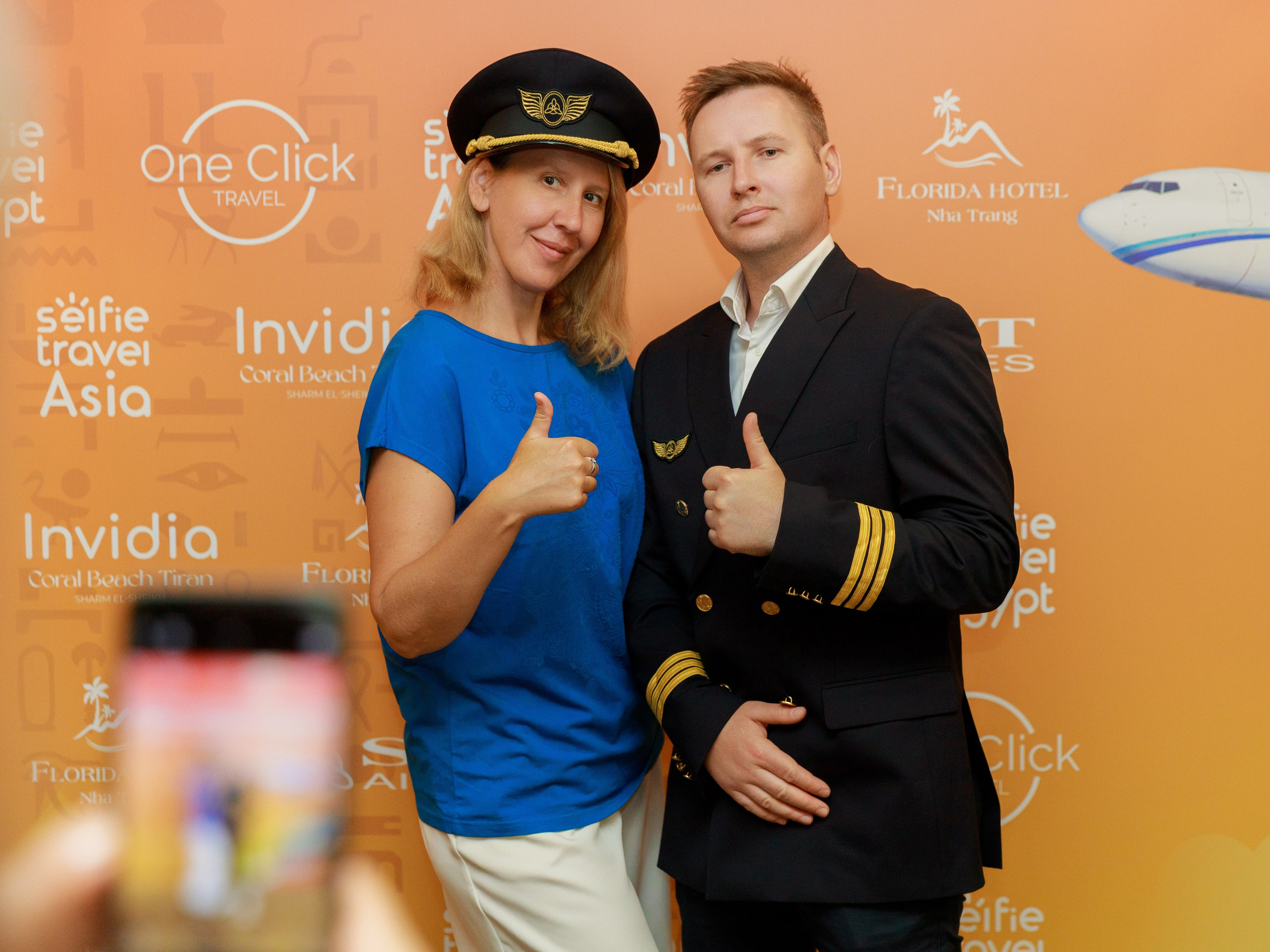 Grand Autograph. Презентация туроператора ONE CLICK TREVEL. Репортажный фотограф в Новосибирске Алена Помазунова
