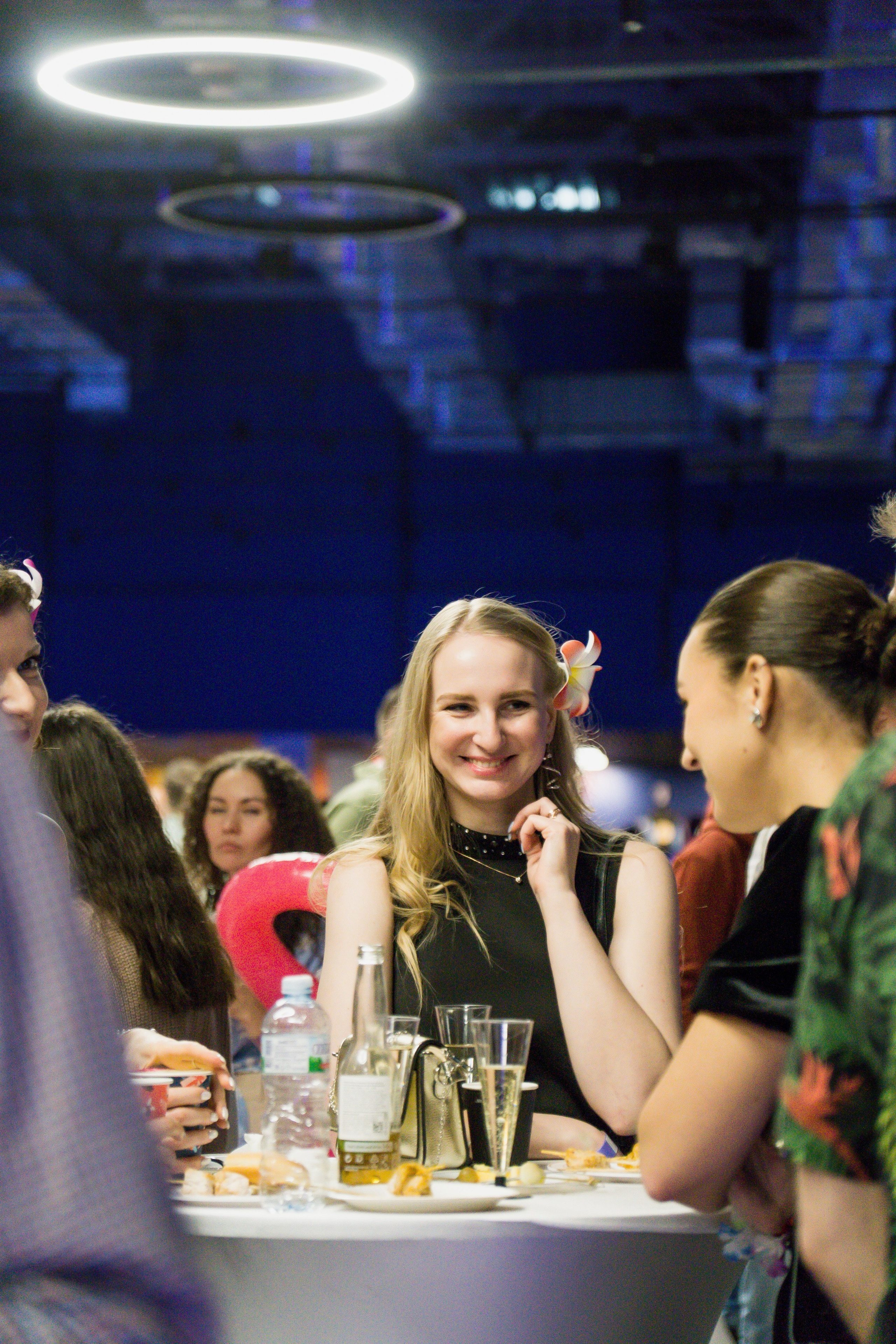 МТС корпоратив Гавайская вечеринка. Фотограф