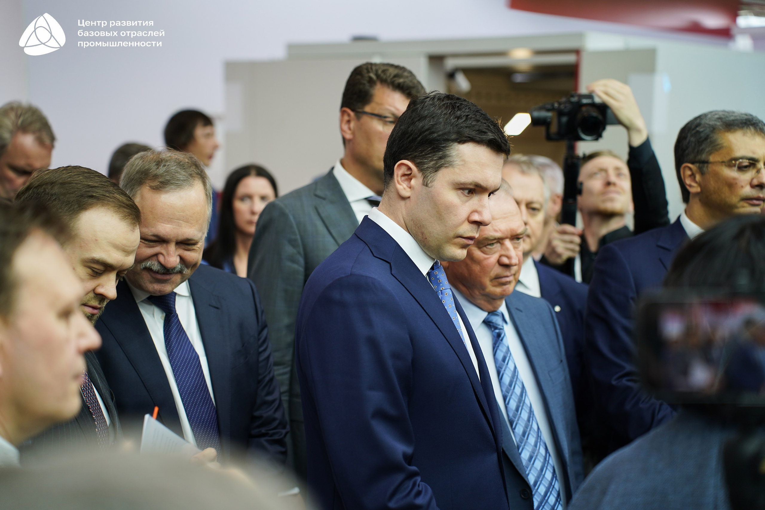 ЭКСПОЦЕНТР Алиханов. Фотограф