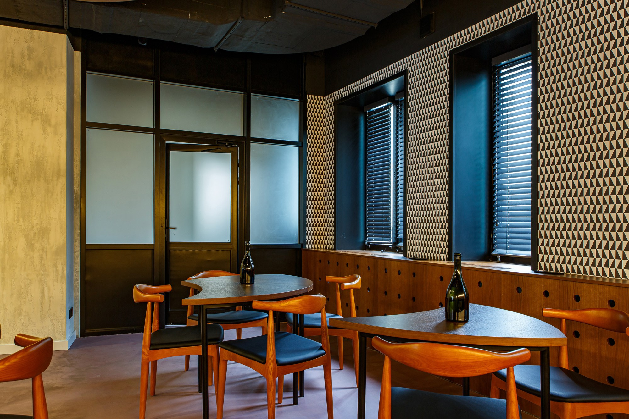 LP Bar. Фотограф Ксения Колесникова. Интерьерная и портретная съемка в Москве