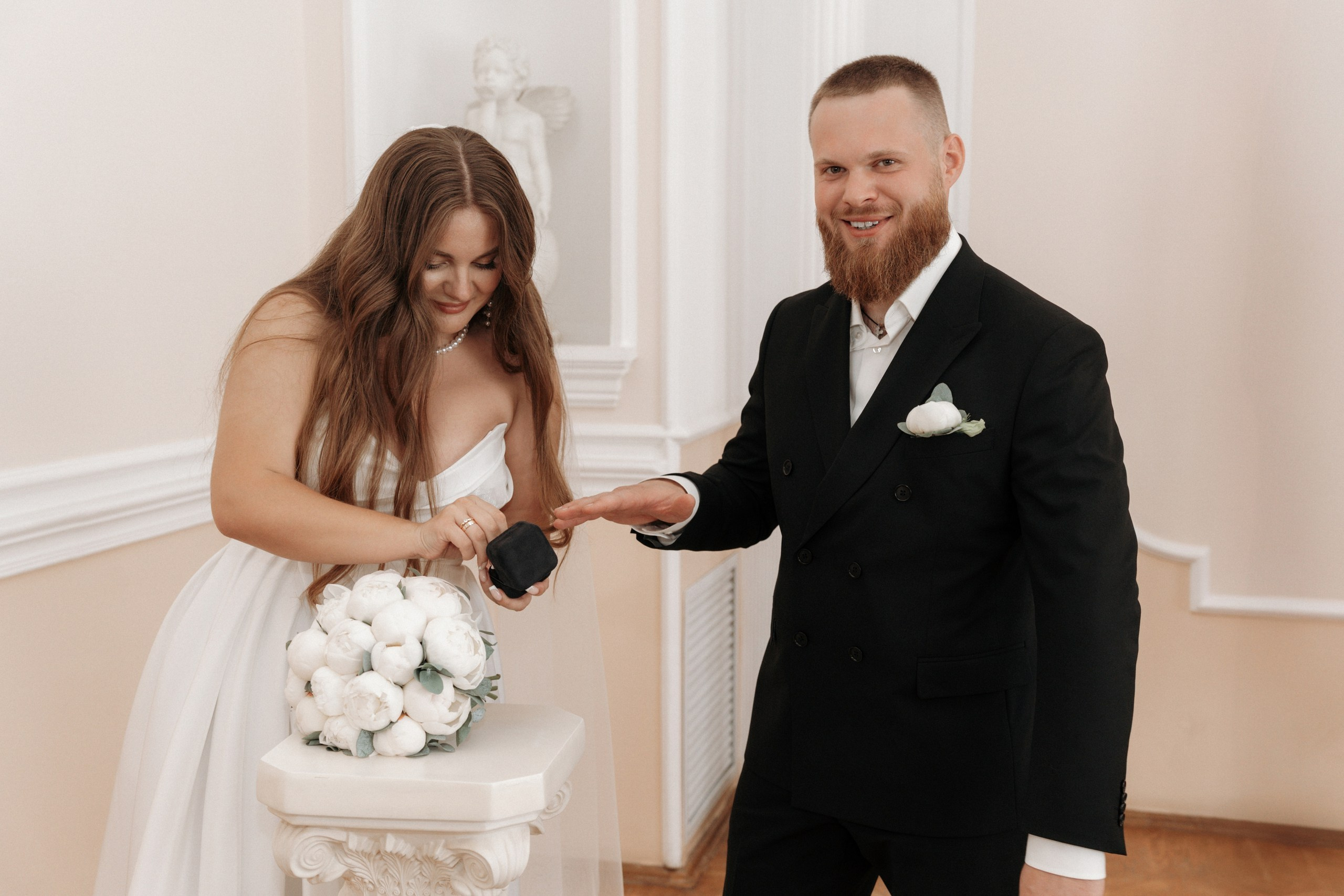 Свадьба Анастасии и Евгения, Картинная галерея, прогулка в лесу. Ресторан «Хлеб и Винотека». Свадебный фотограф в Тамбове Павел Четвертков