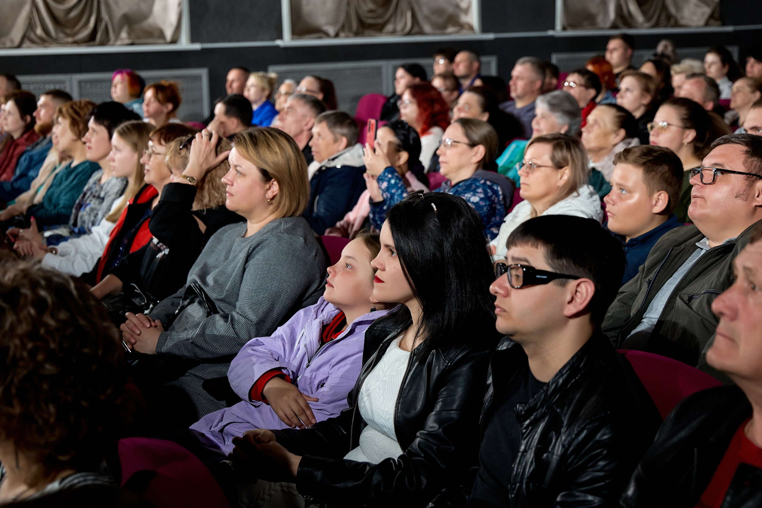 Кинопоказ, дима красилов, киностудия горького. Свадебный репортажный и фуд фотограф в Барнауле Гайфулин Виталий