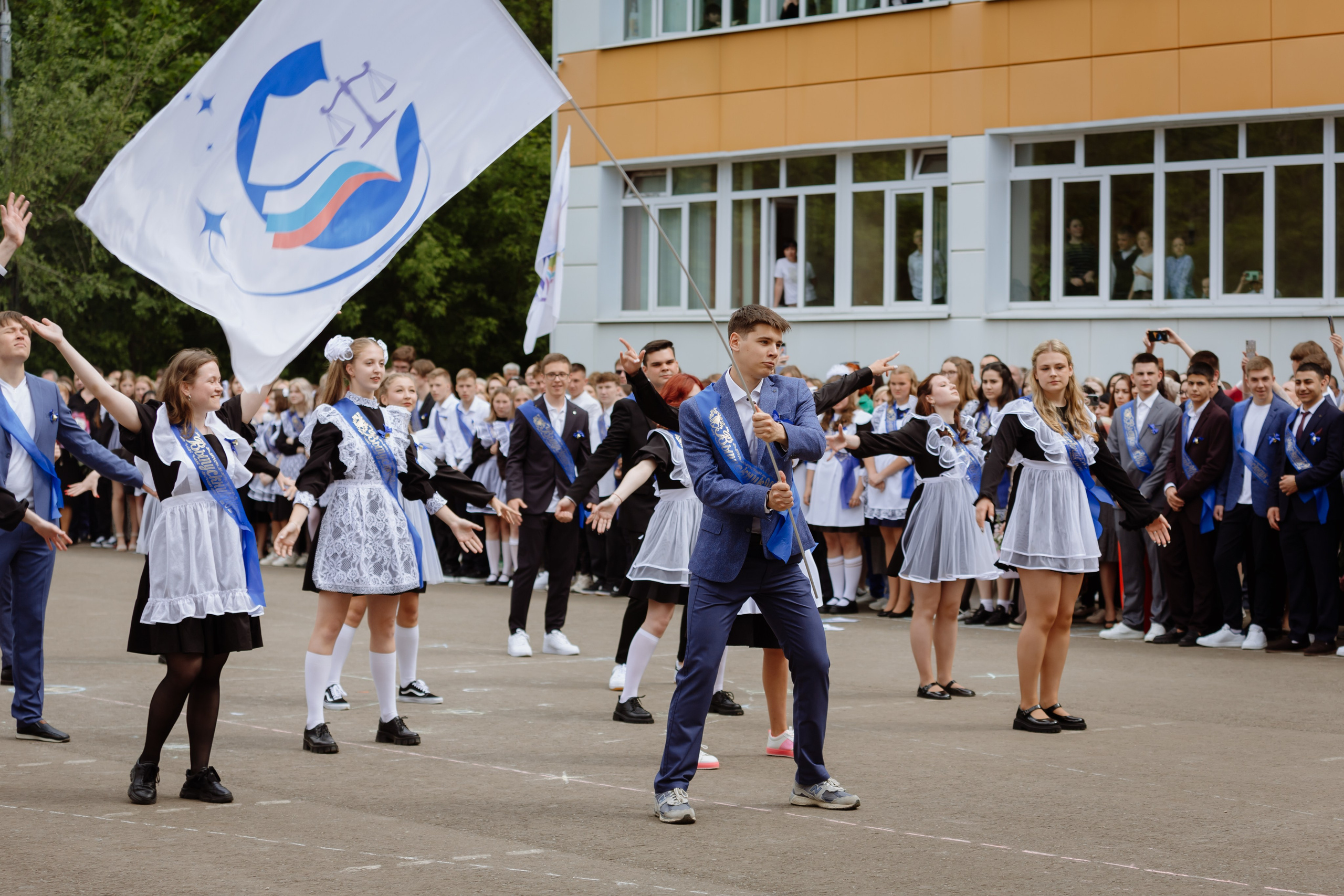 Последний звонок 2024 (3 часа фотосъемки). Профессиональный фотограф Надежда Антонова