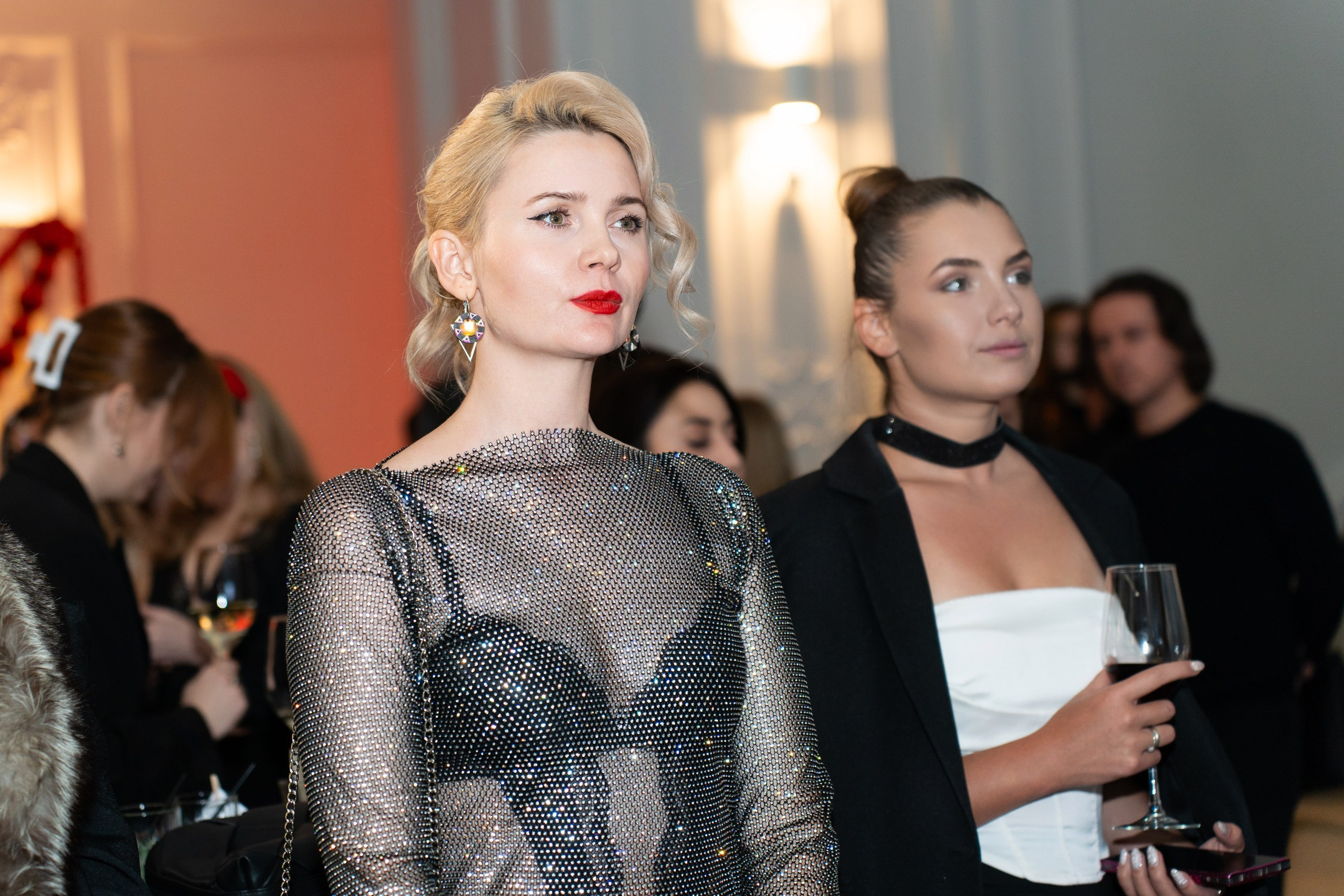 Собака. Для тех, кто не ждёт удачи, а создаёт её. Каждая фотосессия — это твой момент, твой стиль, твой успех. 📸