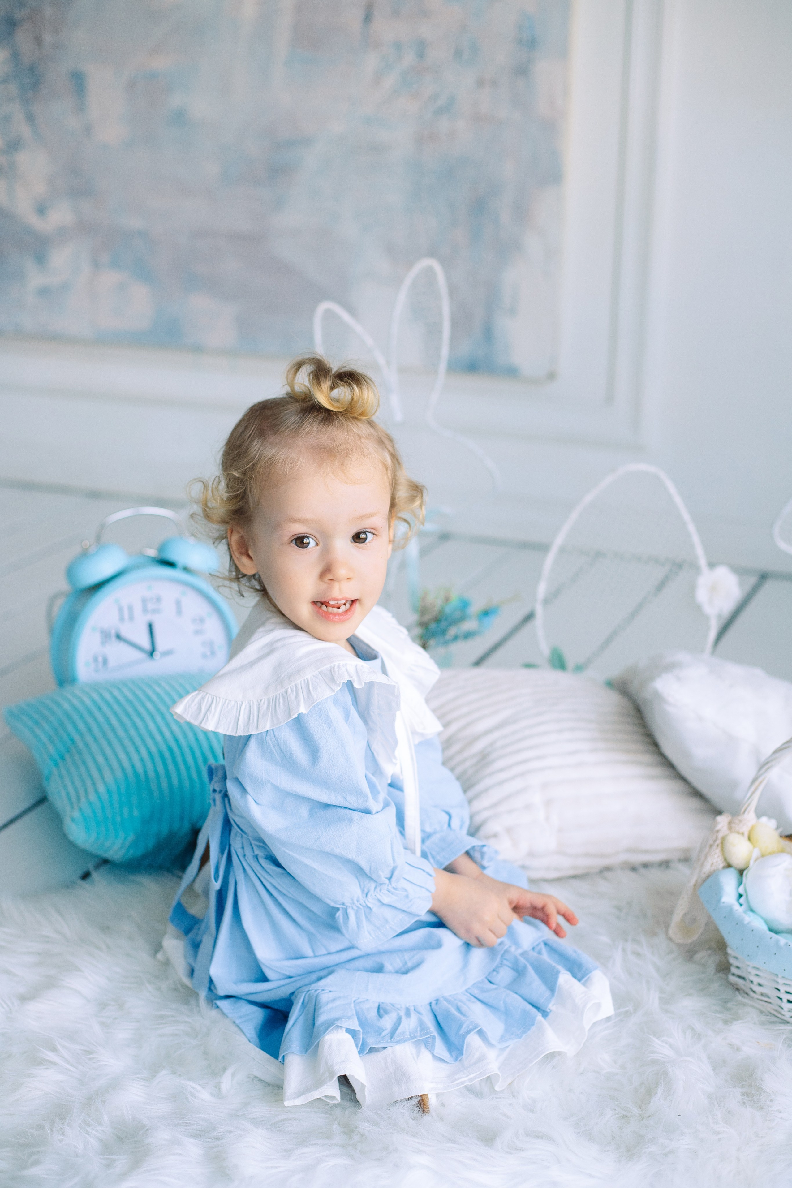 Пасхальная фотосессия Алиса в стране чудес с утятами. Фотограф в Санкт-Петербурге, Анна Скворцова