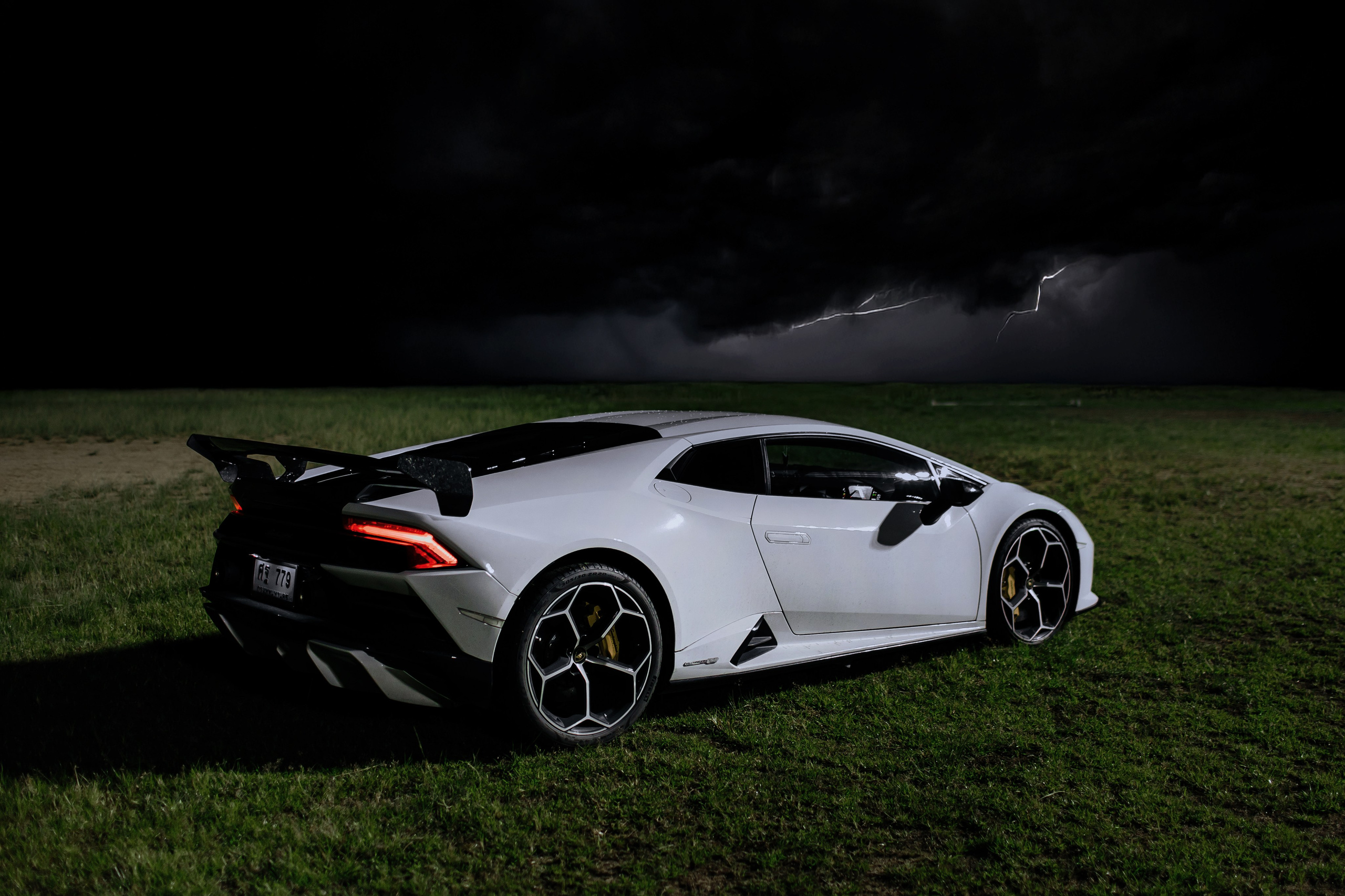 Lamborghini Huracan. Фотограф в на Пхукете Сергей Войлоков