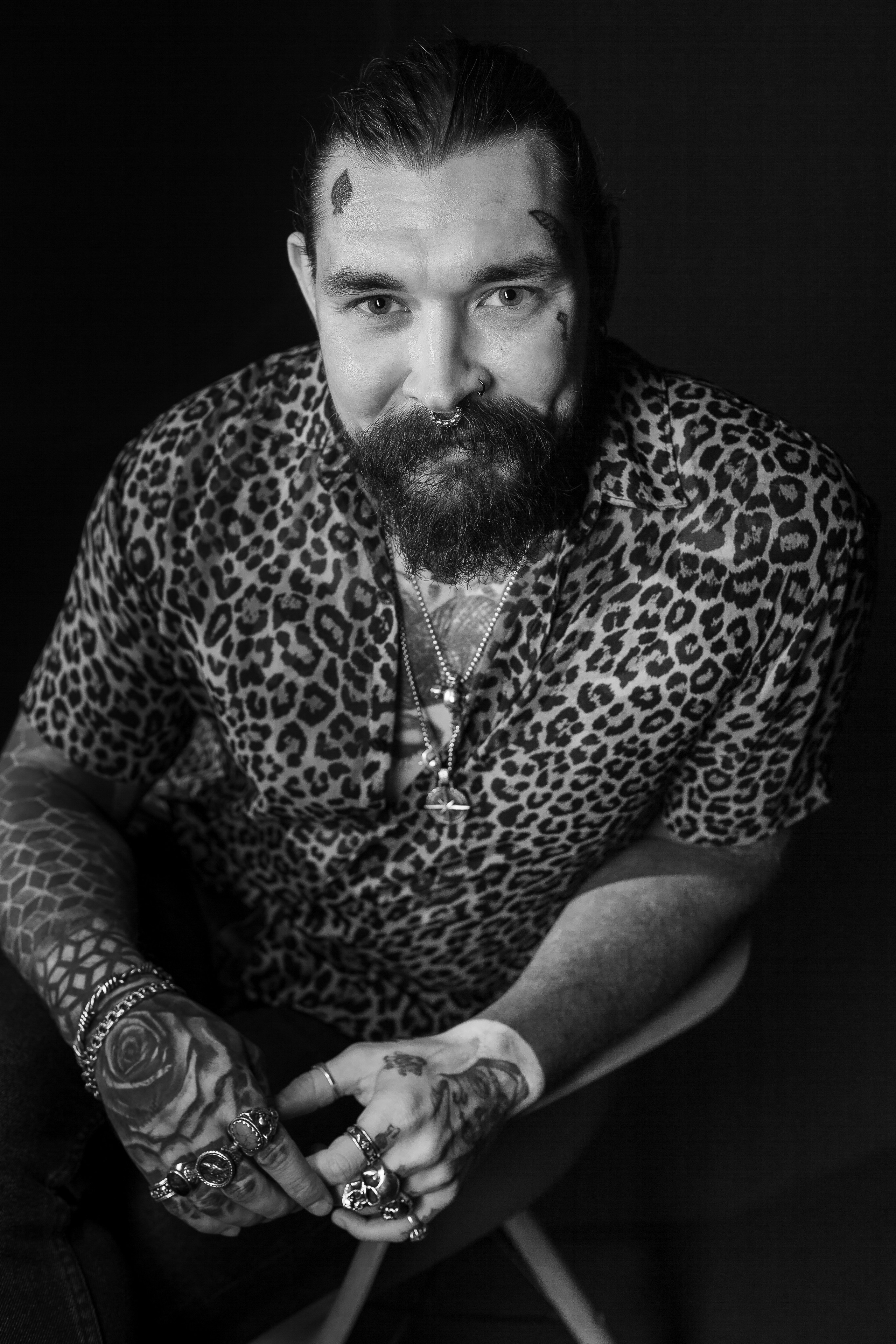 Сережа Ворон. Барбер. Психолог с фотоаппаратом Зимина Оксана