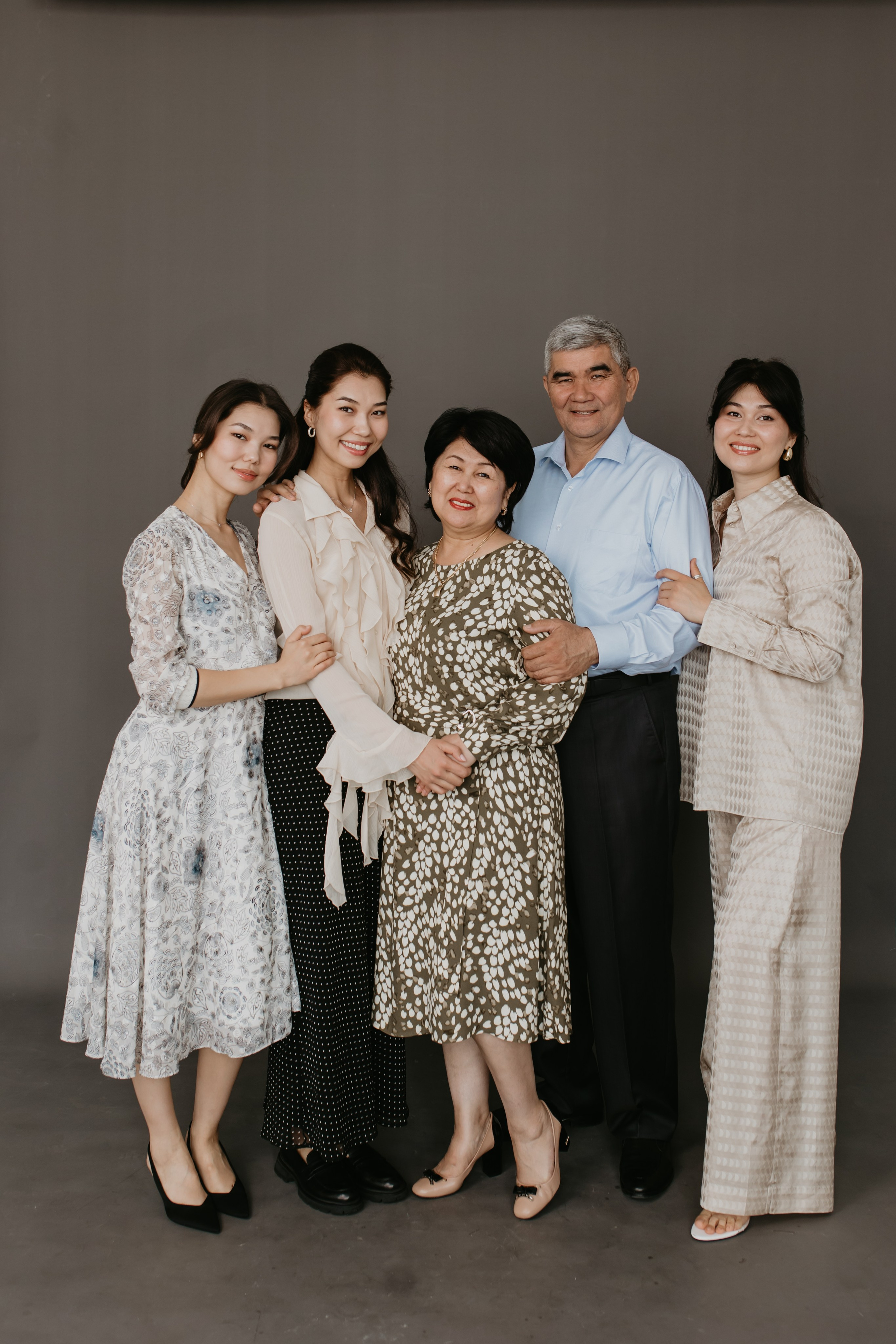 Семейные истории. Свадебный и семейный фотограф в Алматы Laura Dosmann