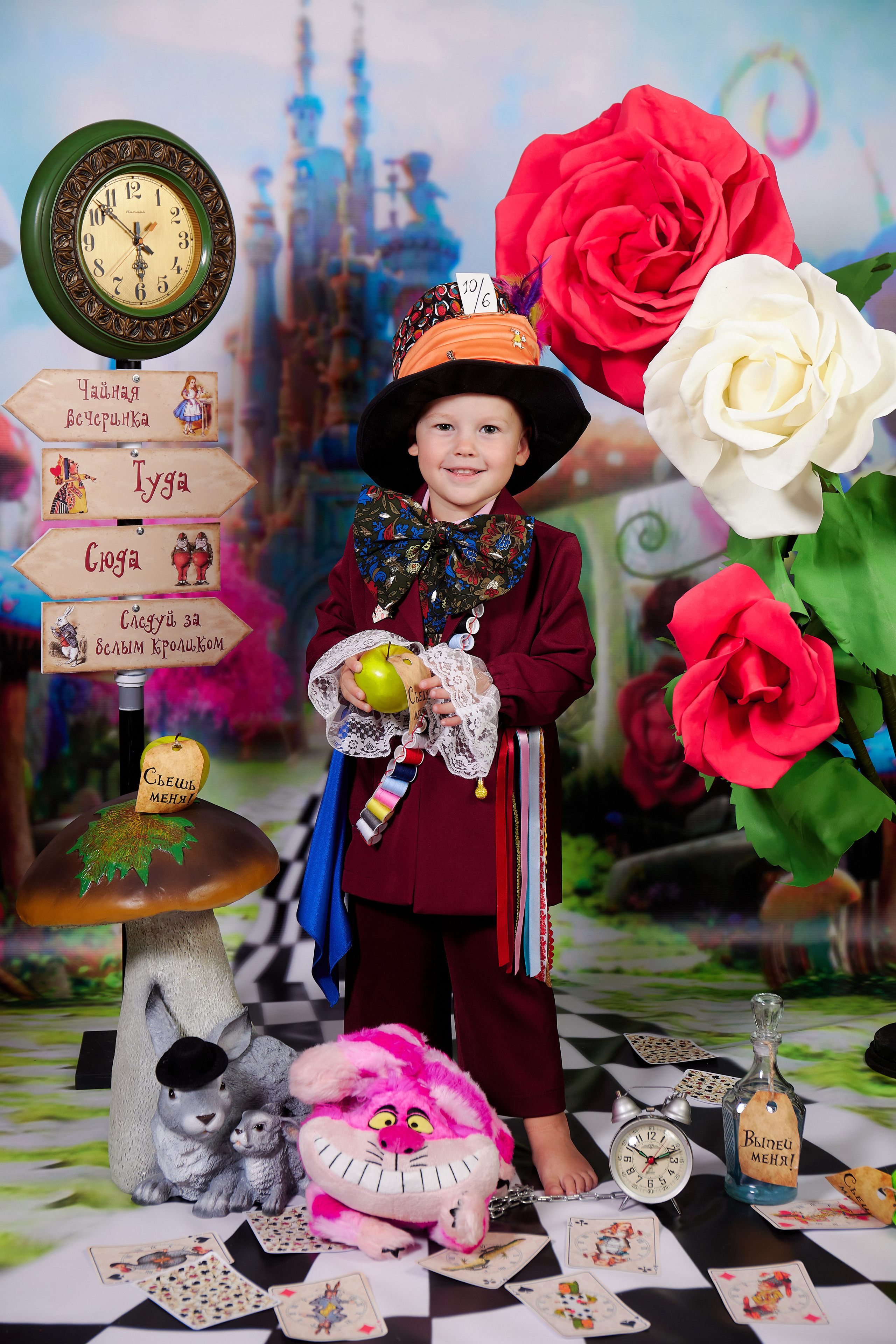 Костюмированная фотосессия в стиле «АЛИСА В СТРАНЕ ЧУДЕС». Свадебный и семейный фотограф в Томске Константин Янучковский