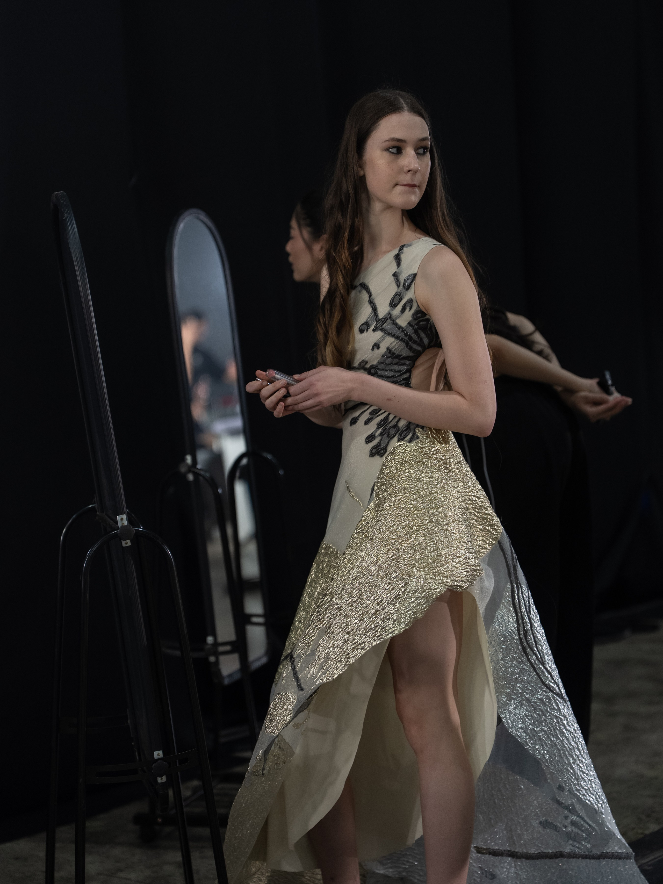 Visa Fashion Week Pre-Fall 2026 April BackStage Day 1. Сайт Алматинского НЮ АРТ, будуар и фэшн фотографа Дениса Карпенко