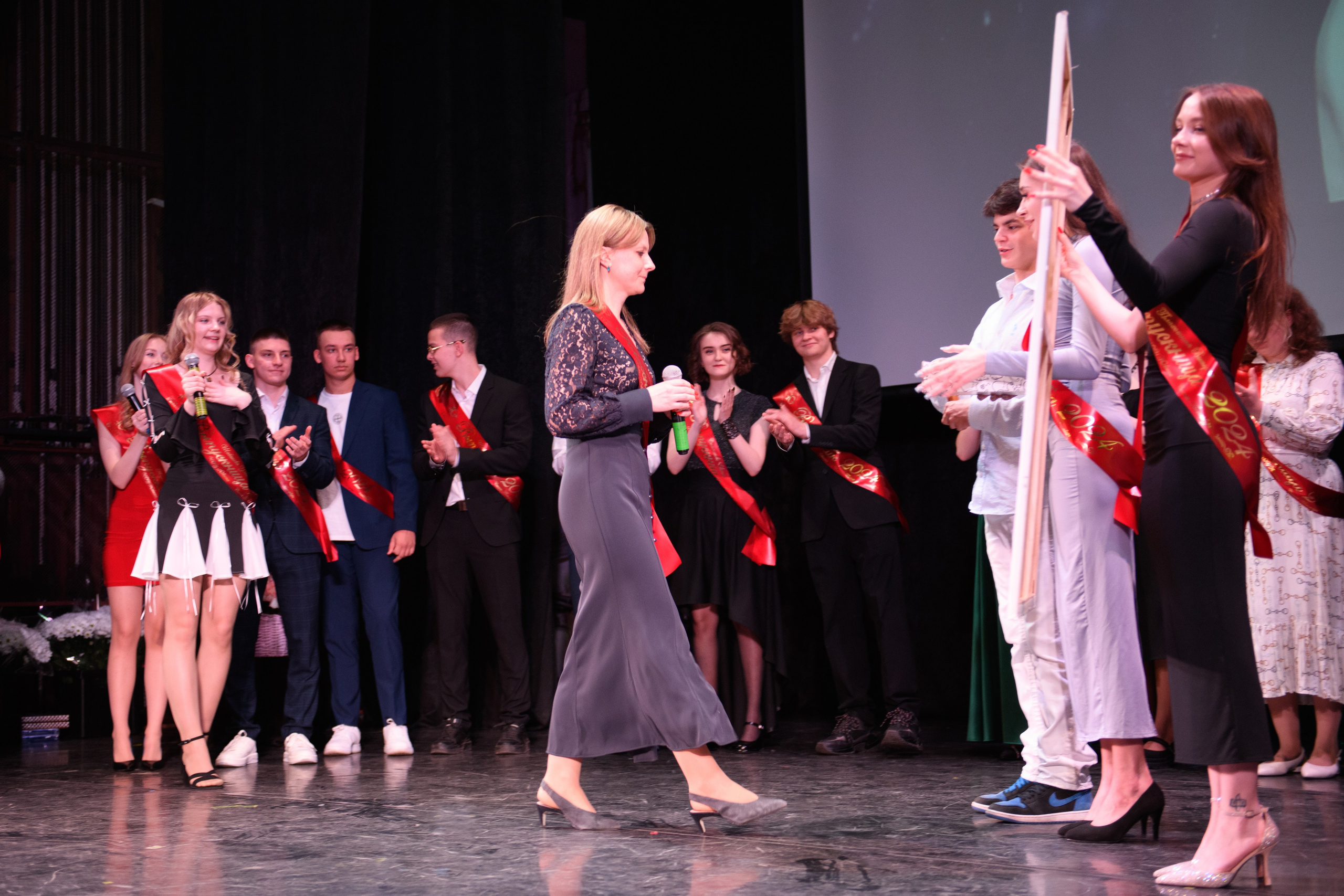 Фотосъёмка торжественного вечера выпускников. Организация и проведение фотосъемок в Санкт-Петербурге. Фотограф Смирягин Илья