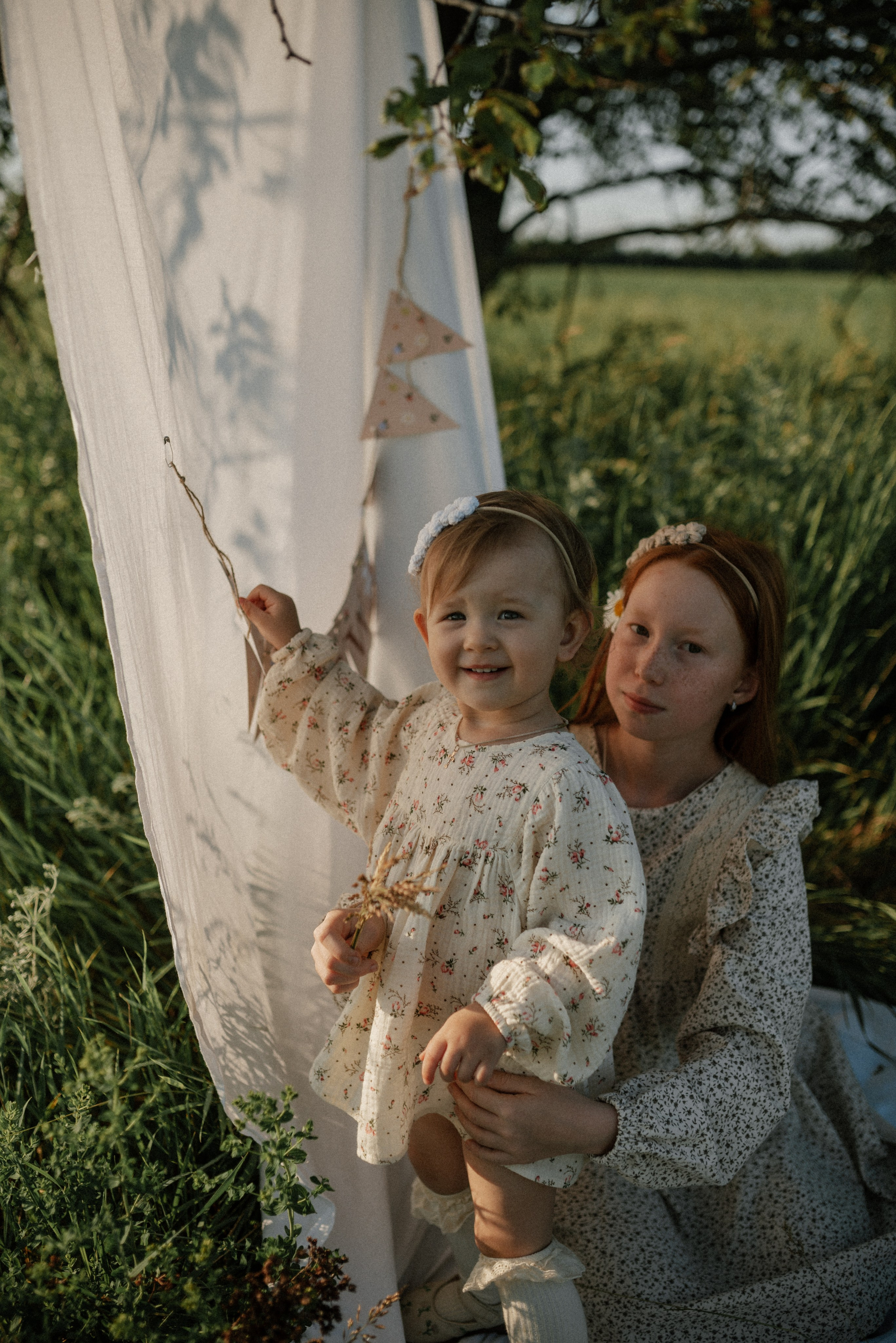 Ида, Мира и ромашки. Свадебный и семейный фотограф Кожевникова Лариса