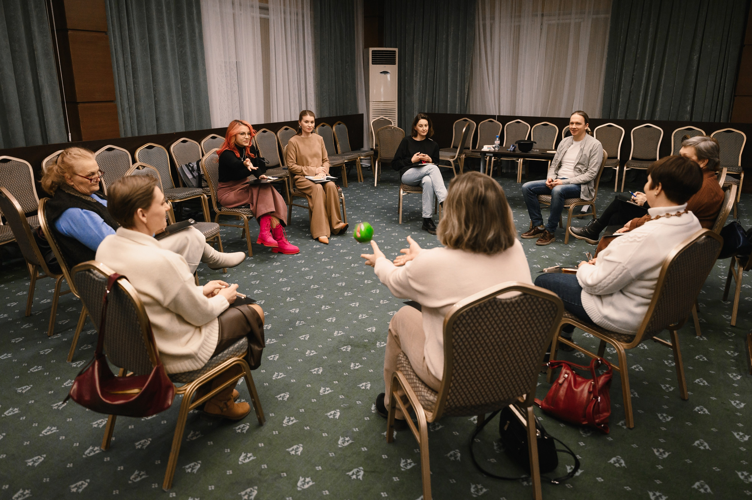 «Театр в квадрате». Клуб Читалка. Wedding and family photographer USA