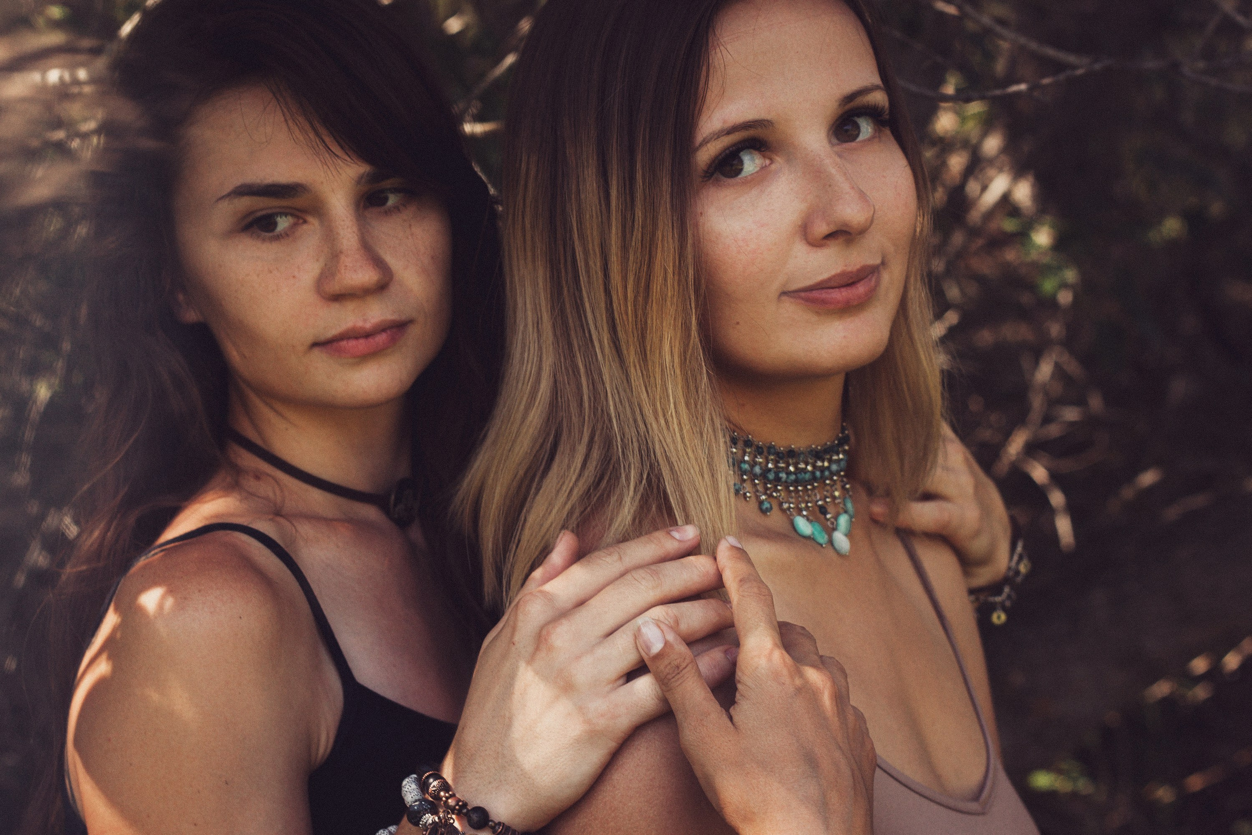 Ксения и Галина / Женишке. Фотограф Наталья Гончарова. Снимаю живые портреты в Алматы