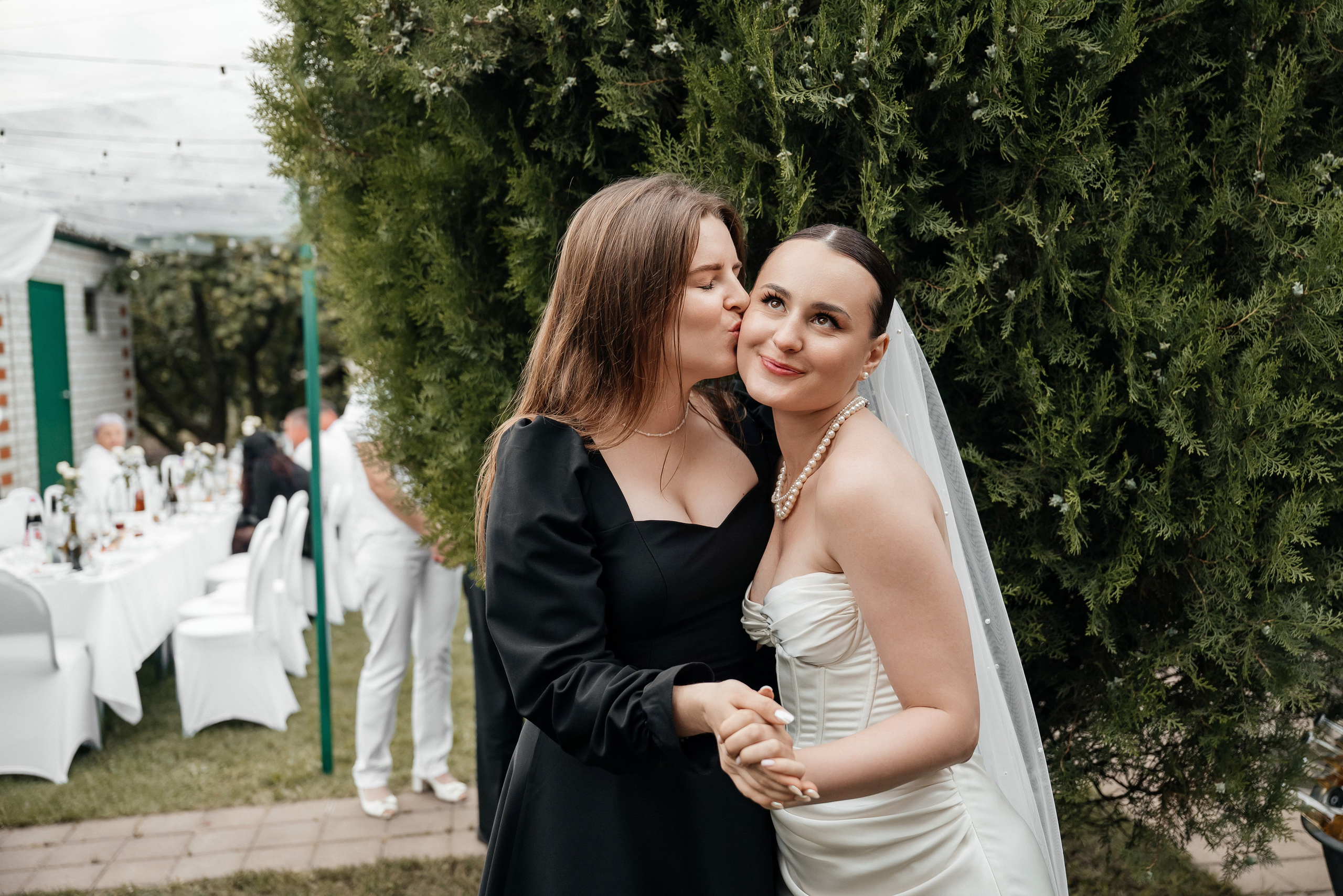 «Свадьба Даши и Артема». Школьный фотограф в Валуйках. Фотосессии для выпускников и изготовление выпускных альбомов в городе Валуйки и в Белгородской области