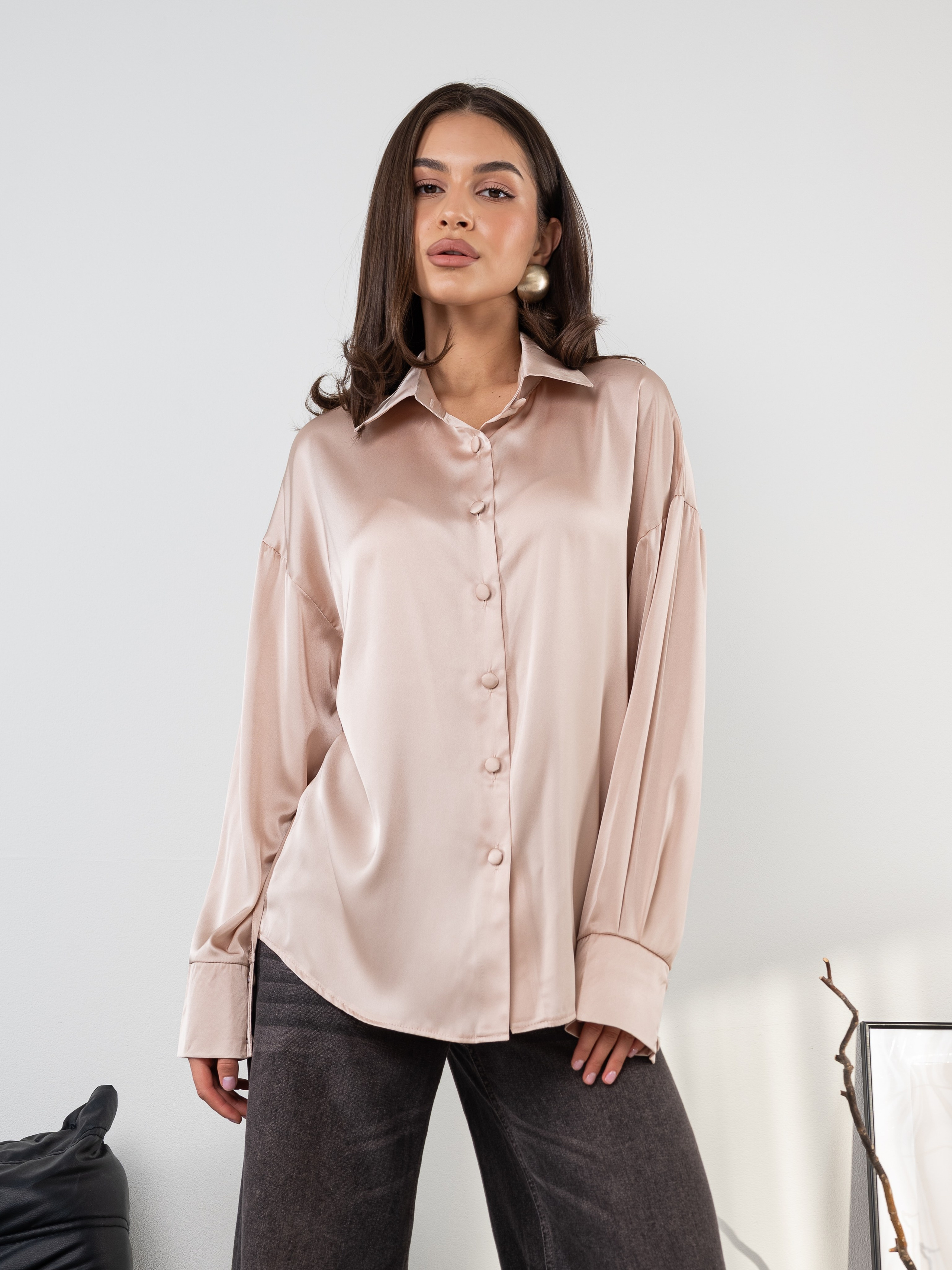 Атласные рубашки. Предметный фотограф, фото для маркетплейсов Пятигорск, КМВ