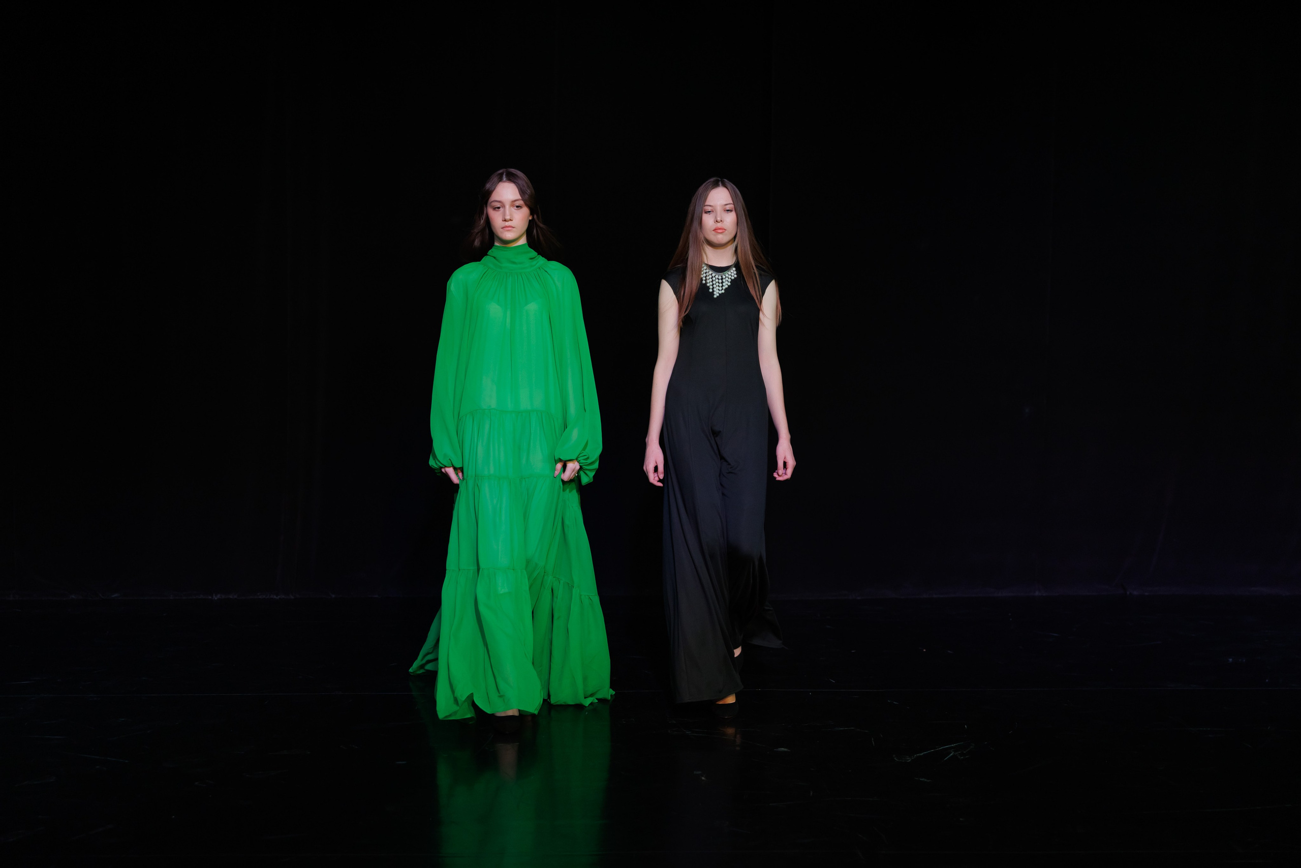 Показ коллекций Новосибирских дизайнеров для Fly Production. Фотограф Новосибирск — Наталья Гресь