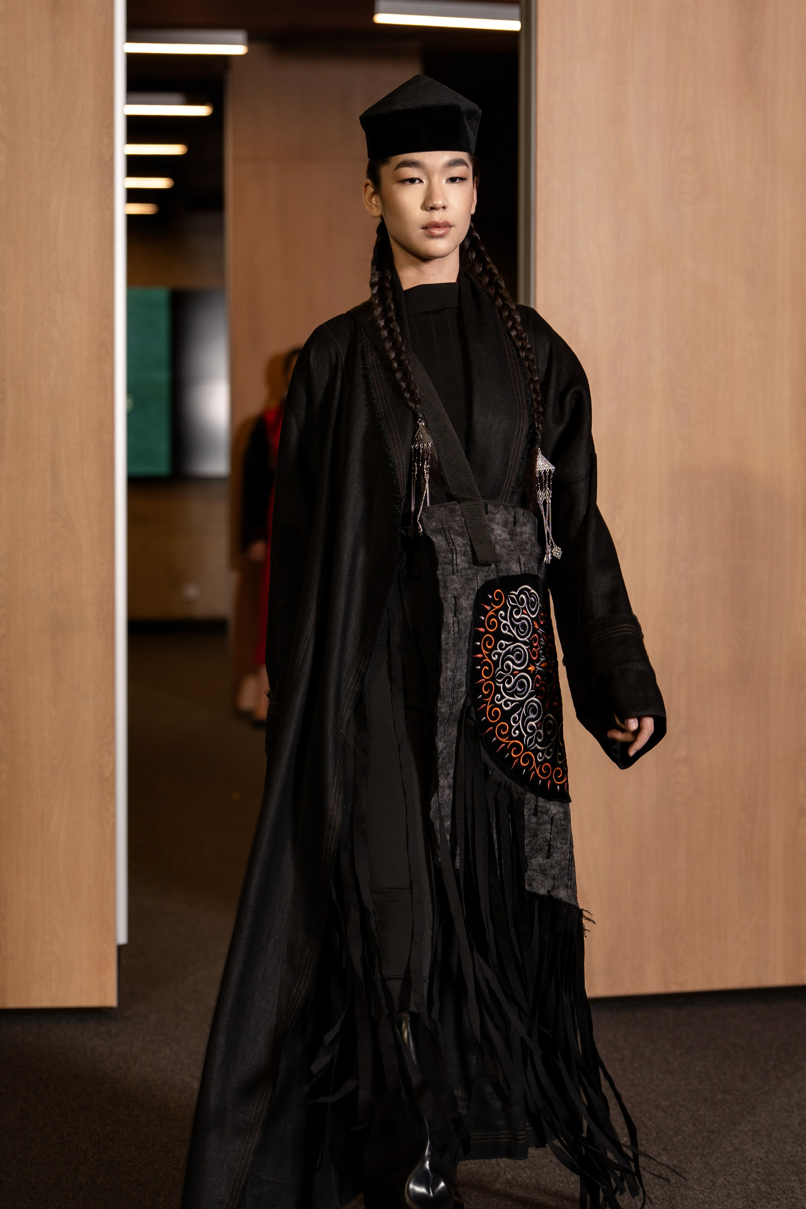 Brand NIET DRESS. Сайт Алматинского НЮ АРТ, будуар и фэшн фотографа Дениса Карпенко