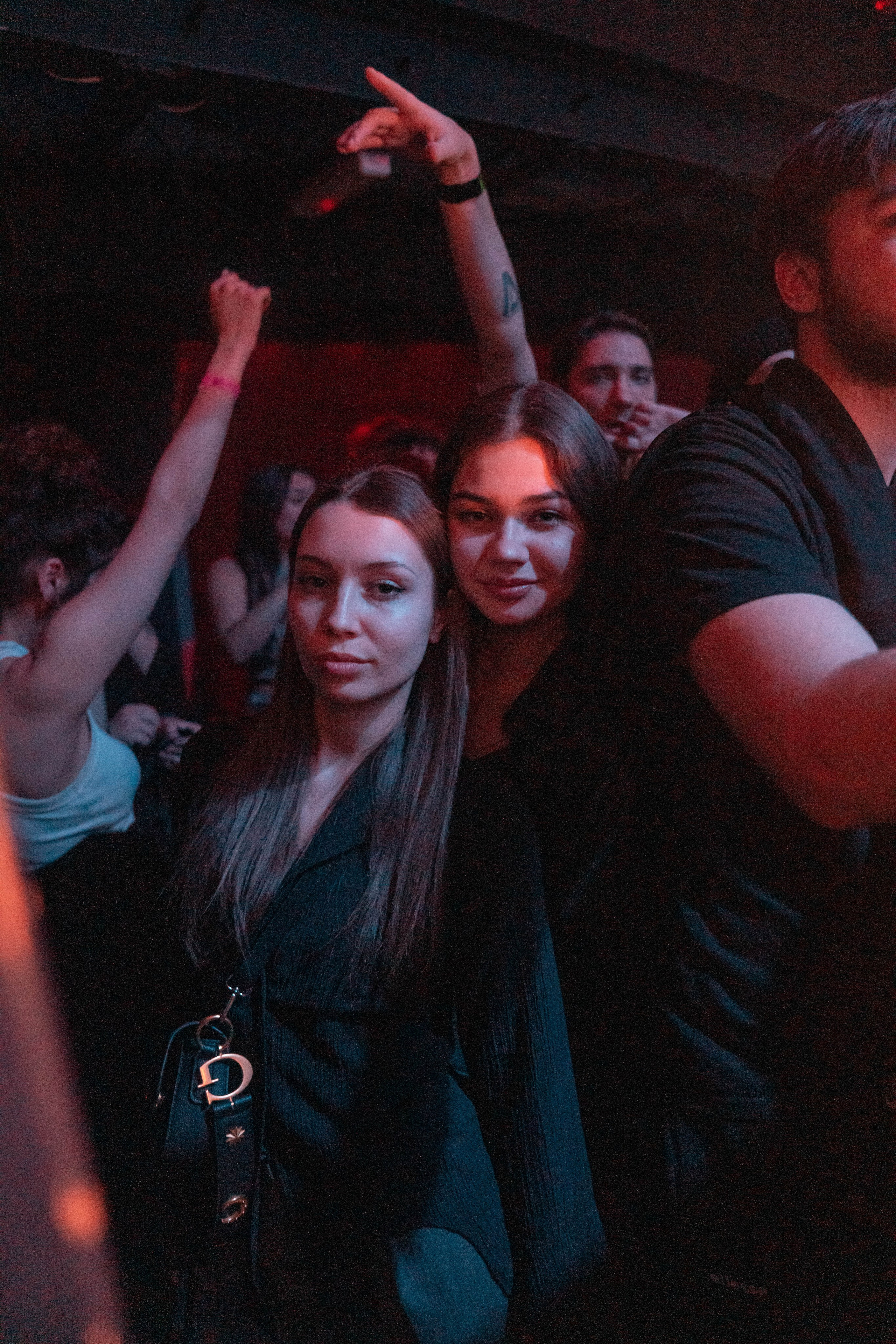 ZHARA & ZIP| ПАША ТЕХНИК. ZHARA CREW