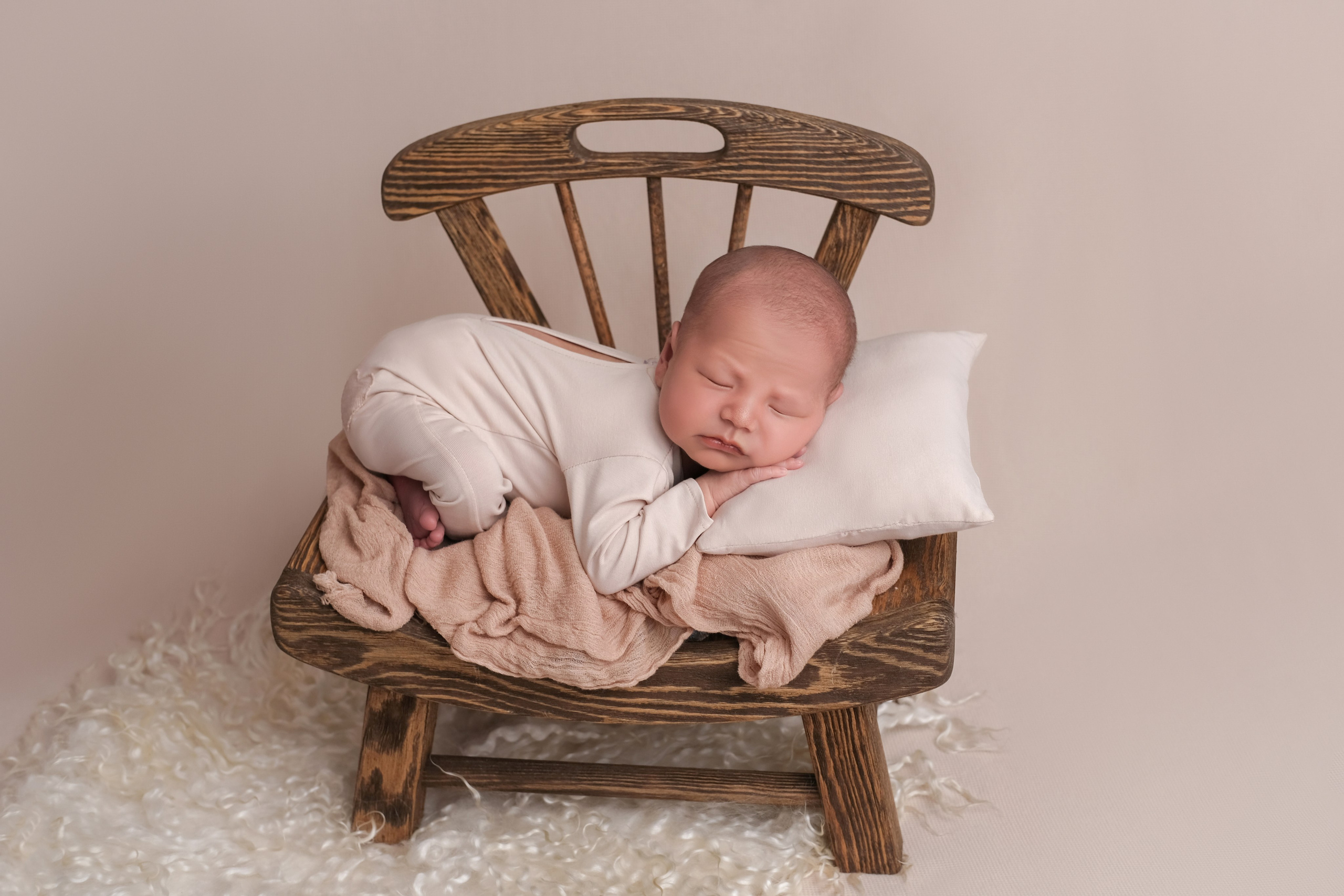 Новорожденные→. Фотограф новорожденных в Караганде