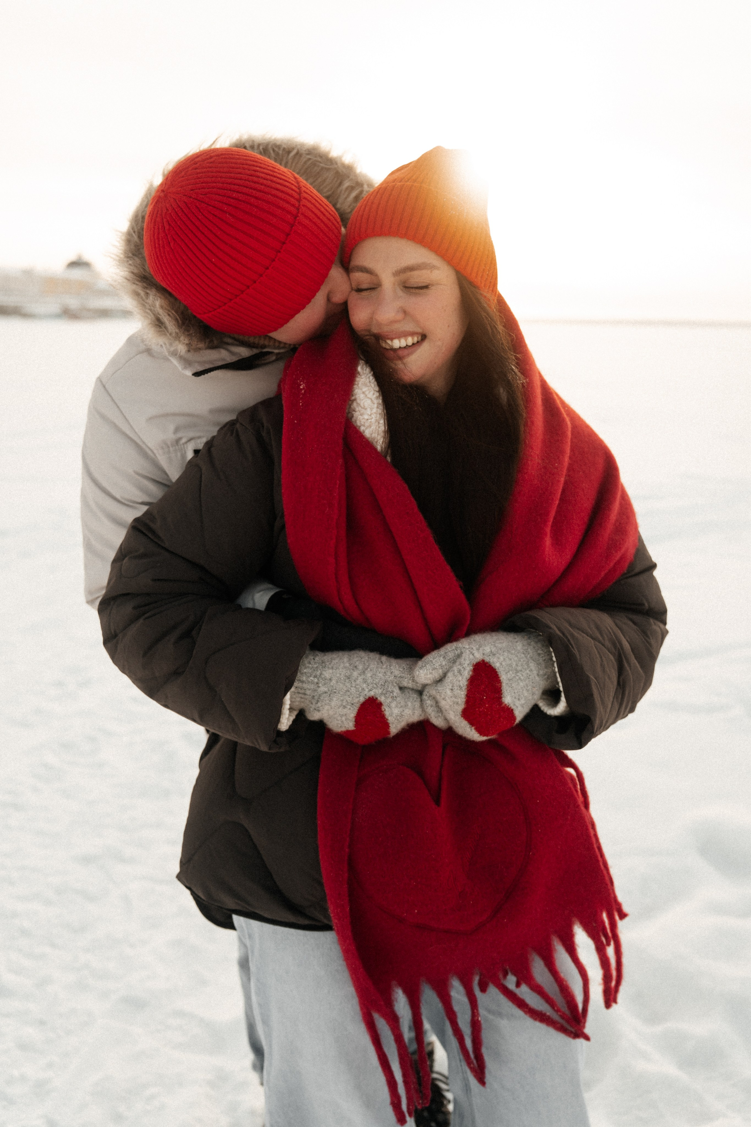 [our pulses aligned…]. Фотограф в Архангельске