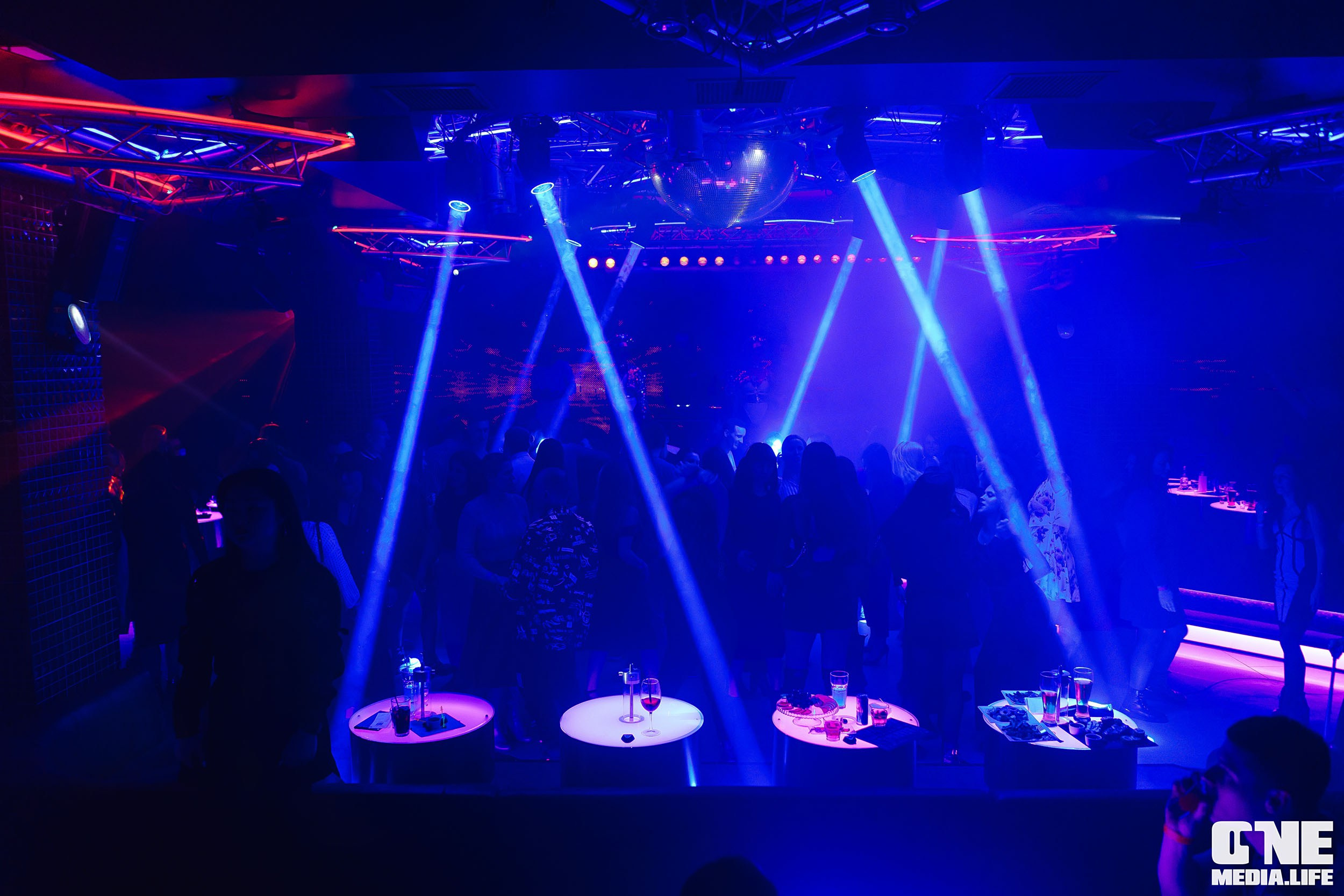Фоторепортаж из РК Планета. One Media Life: фоторепортажи, фотоотчеты с мероприятий и заведений