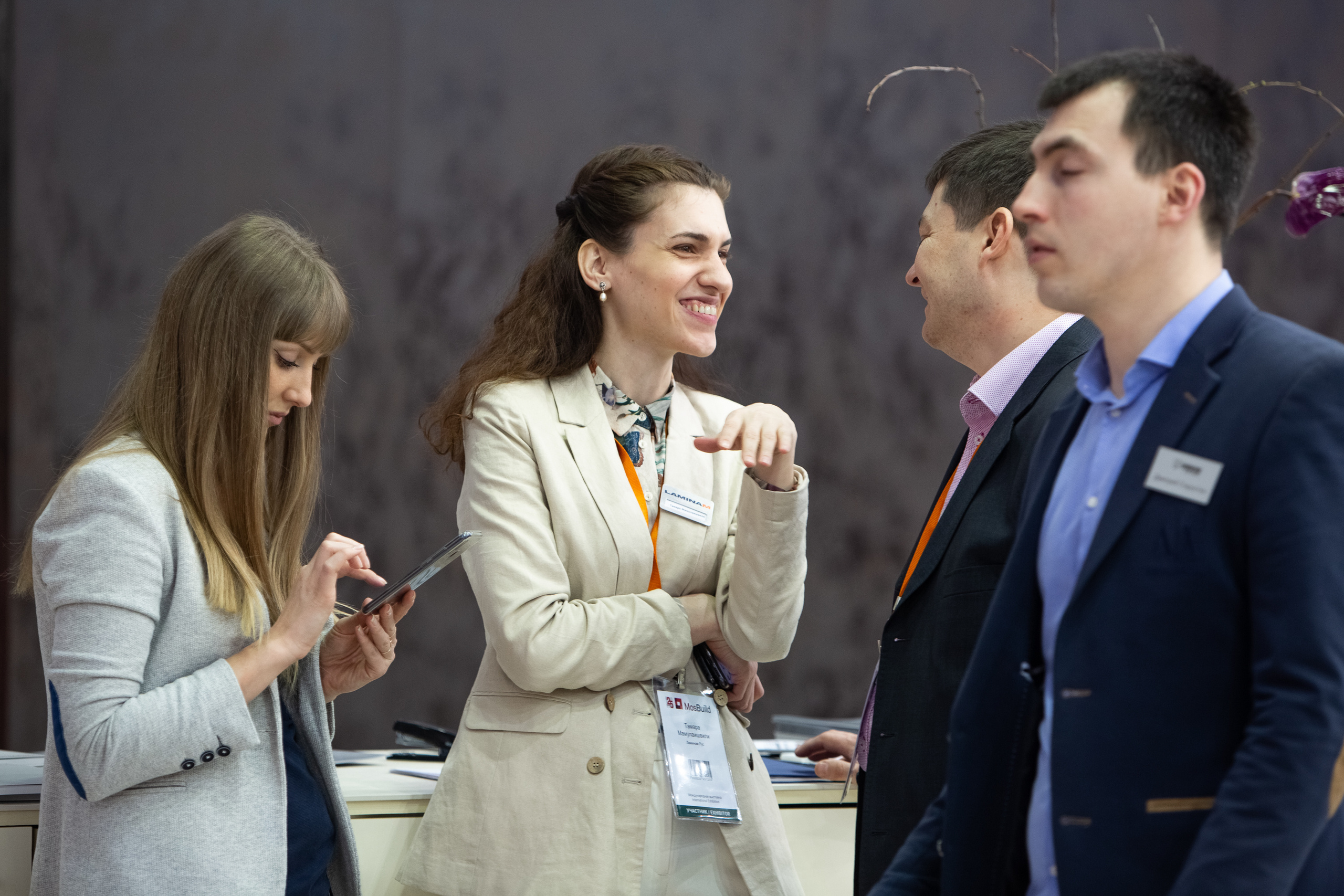 MosBuild. Свадебный репортажный фотограф в Москве