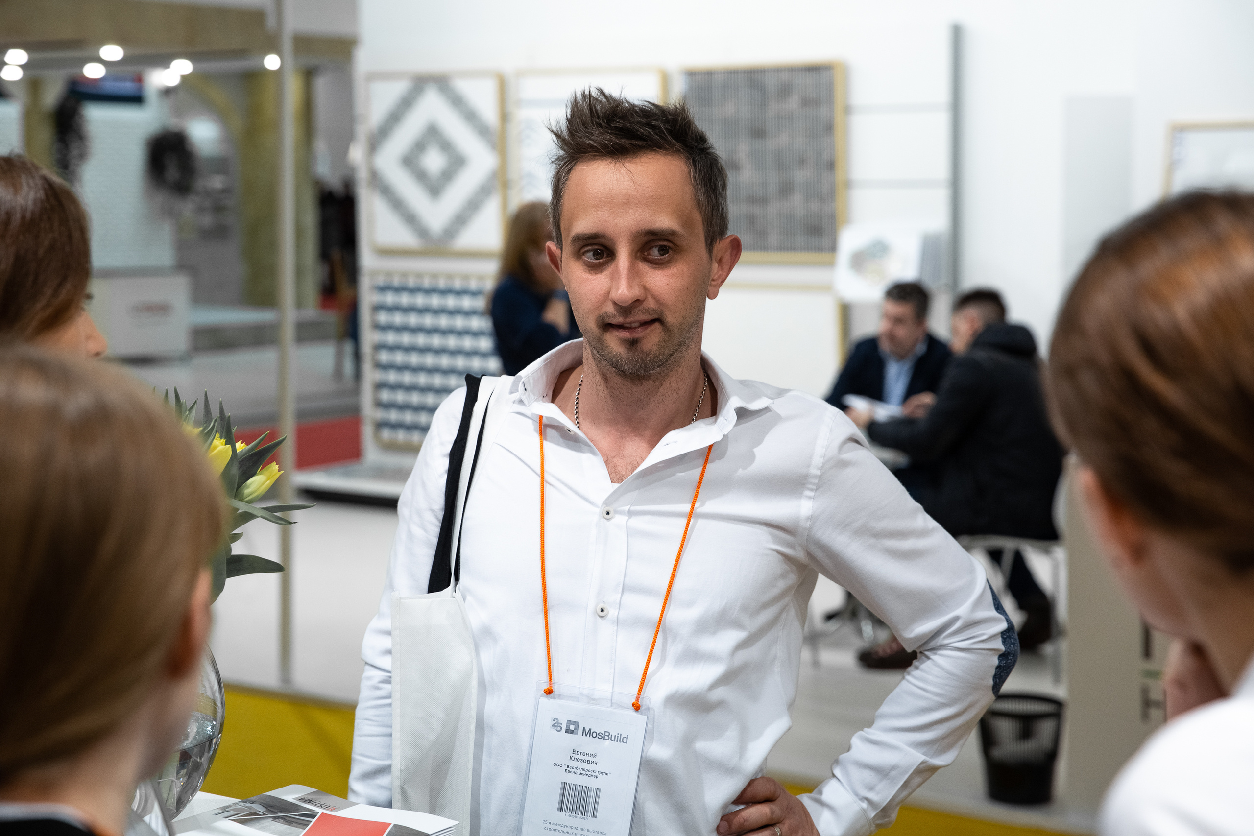 MosBuild. Свадебный репортажный фотограф в Москве