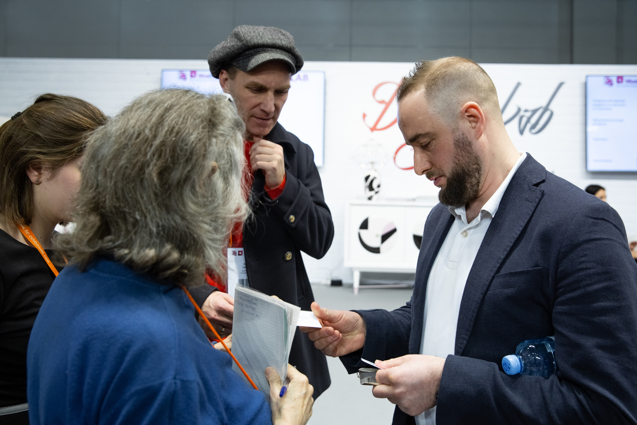 MosBuild. Свадебный репортажный фотограф в Москве