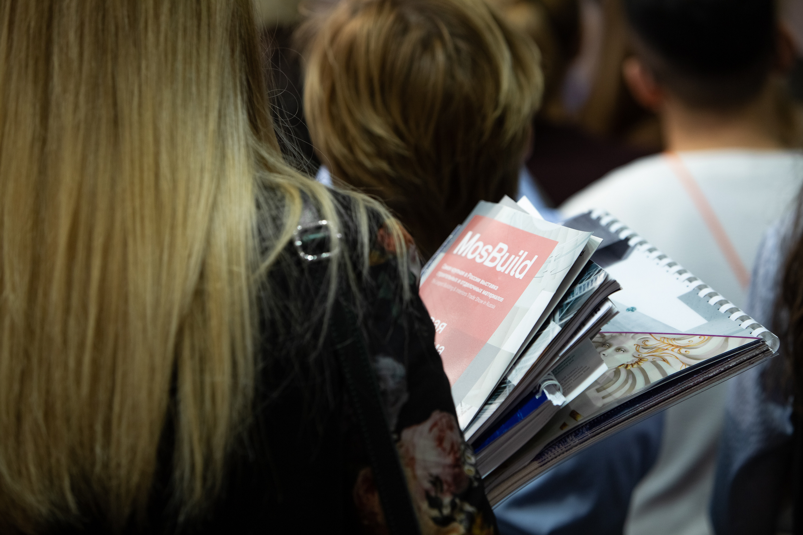 MosBuild. Свадебный репортажный фотограф в Москве