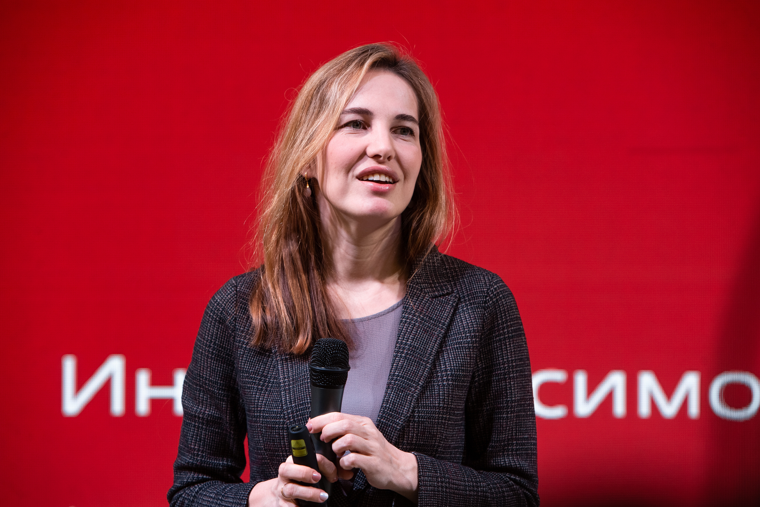 MosBuild. Свадебный репортажный фотограф в Москве