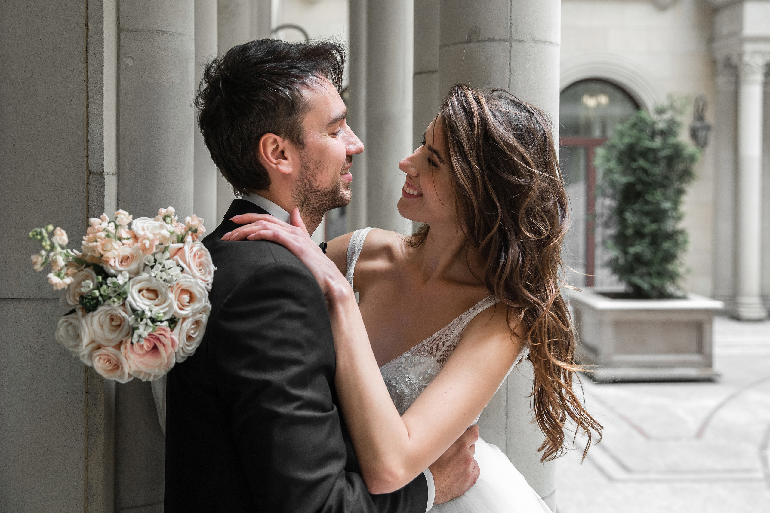 I&Y. The St. Regis Moscow Nikolskaya. Свадебный репортажный фотограф в Москве