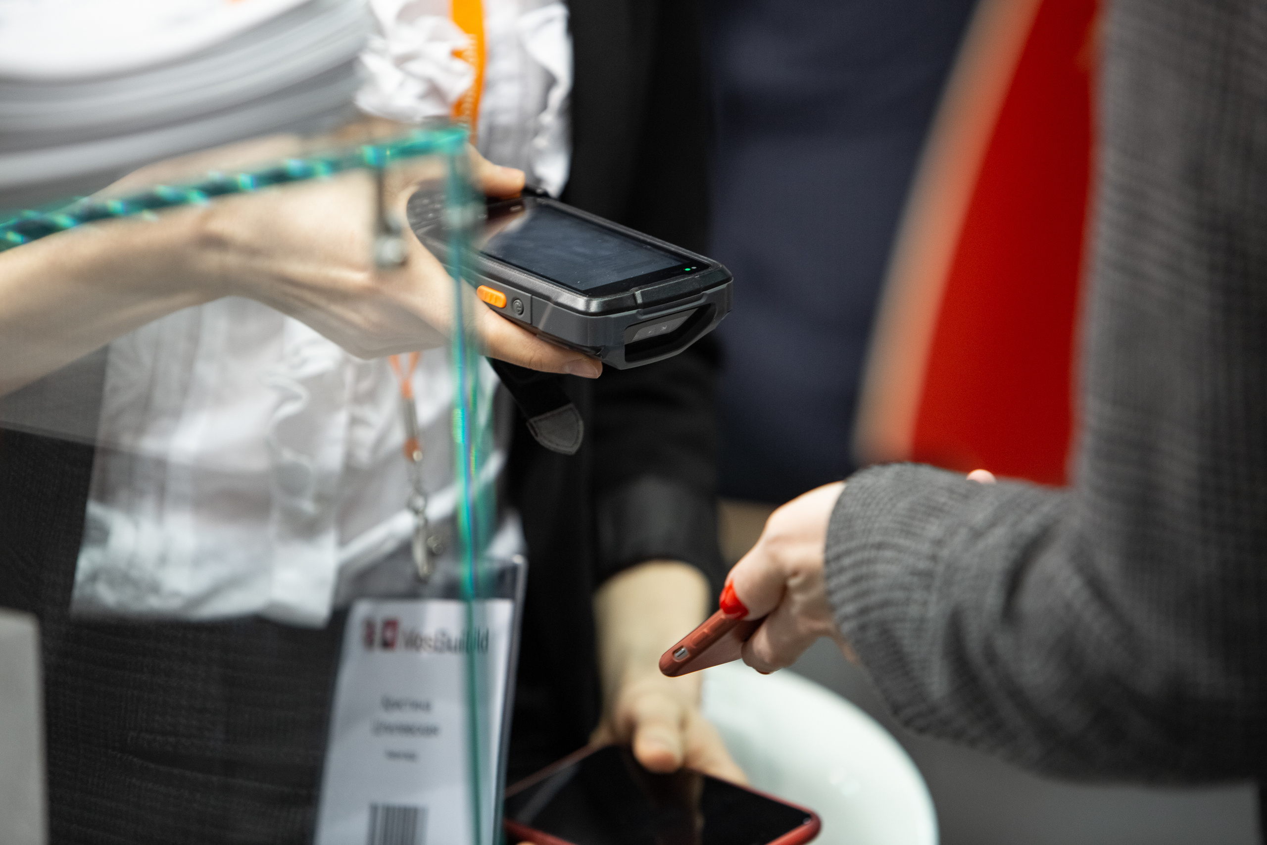 MosBuild. Свадебный репортажный фотограф в Москве