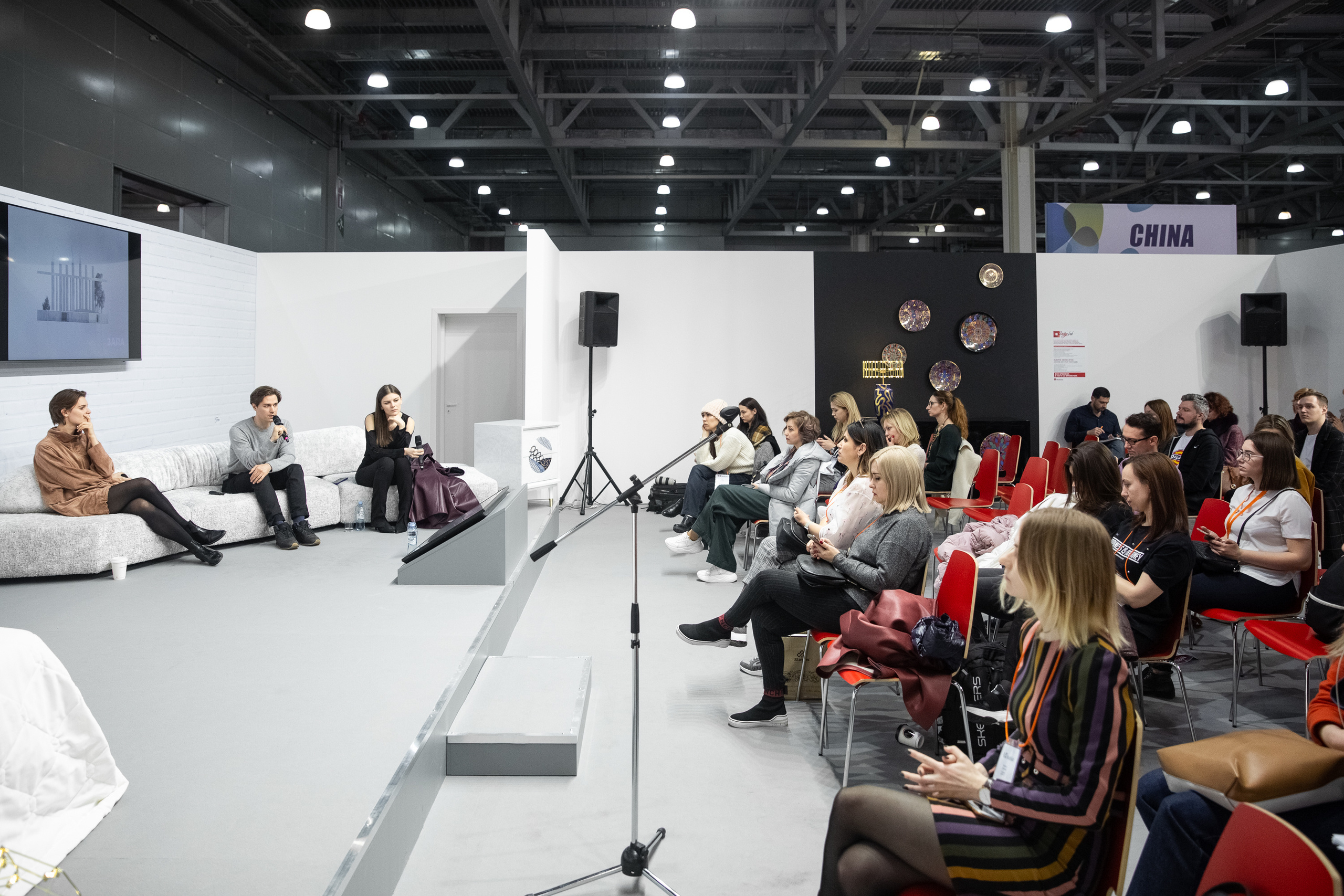 MosBuild. Свадебный репортажный фотограф в Москве