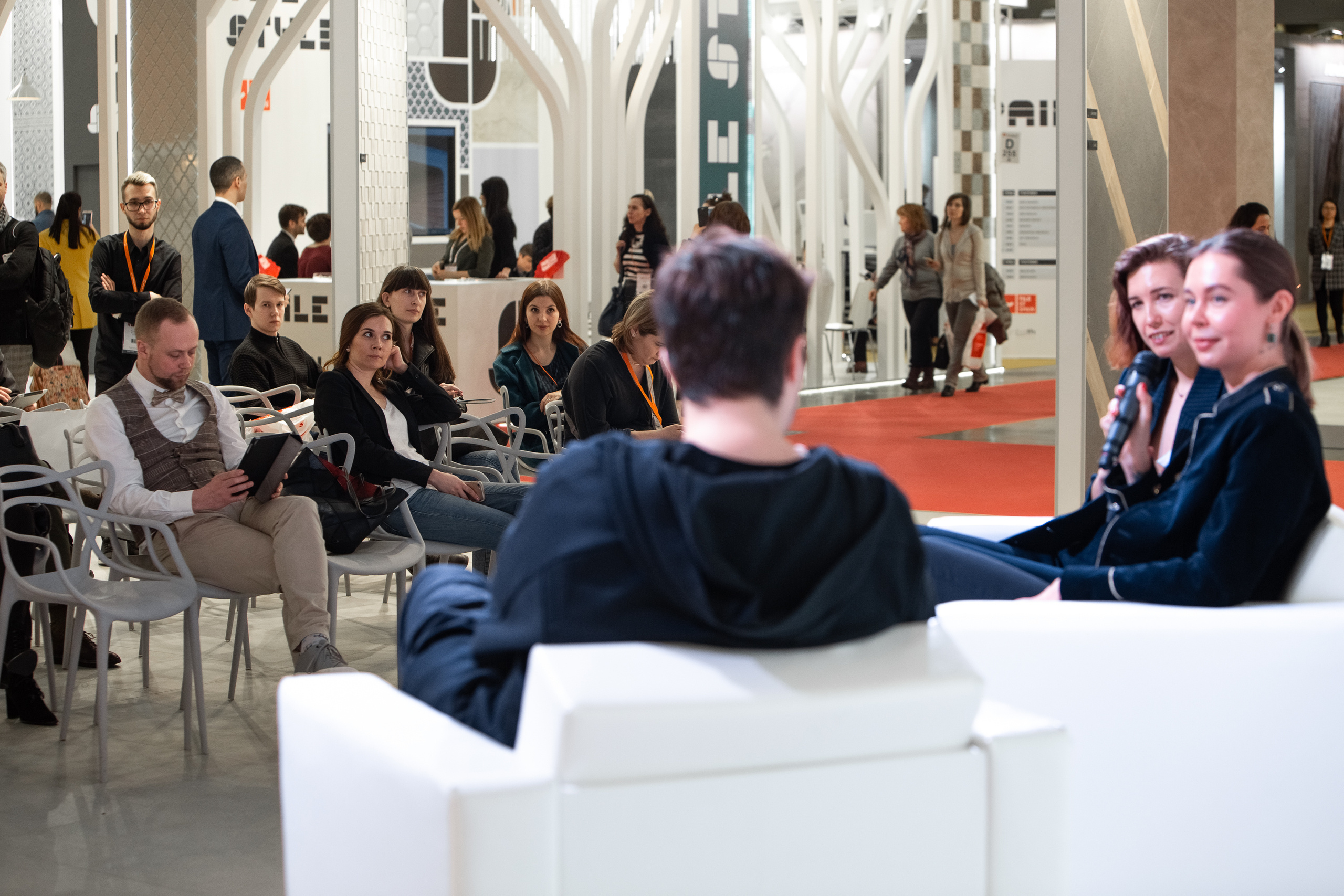 MosBuild. Свадебный репортажный фотограф в Москве