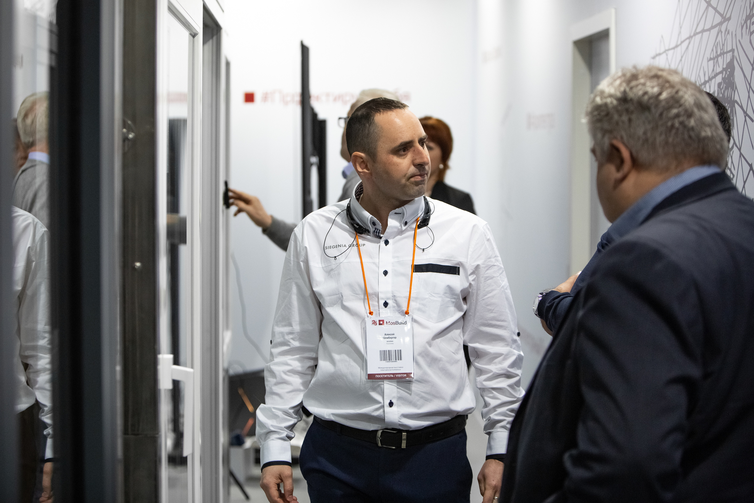 MosBuild. Свадебный репортажный фотограф в Москве