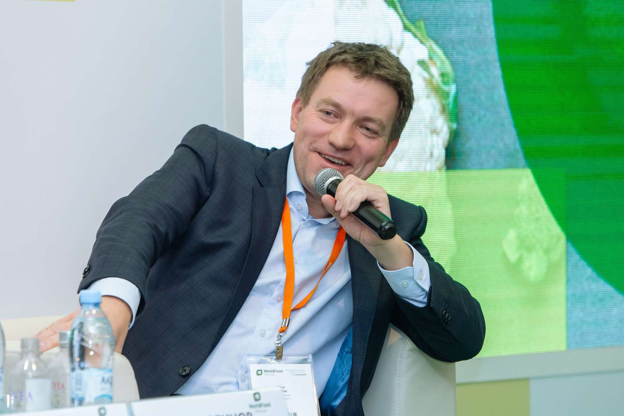 28-я Международная выставка продуктов питания WorldFood Moscow. Свадебный репортажный фотограф в Москве