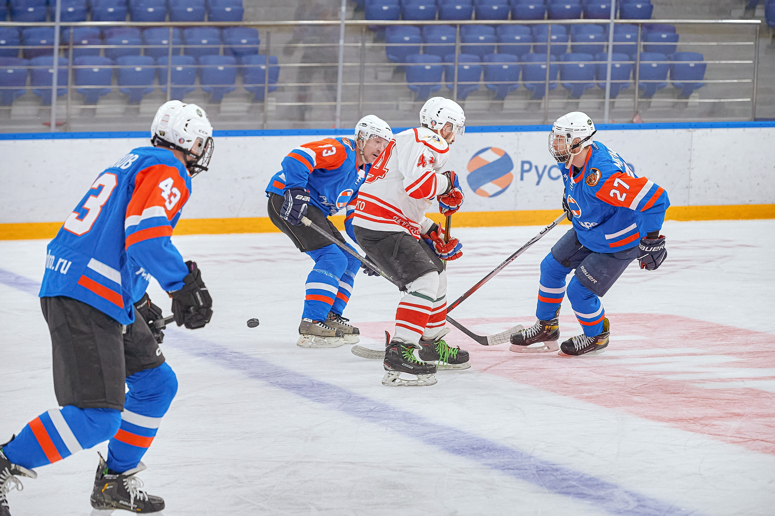Портфолио репортажной фотосъёмки: Кристалл арена — Хоккей — РусГидро. Фотограф Яковлев Роман — Красноярск