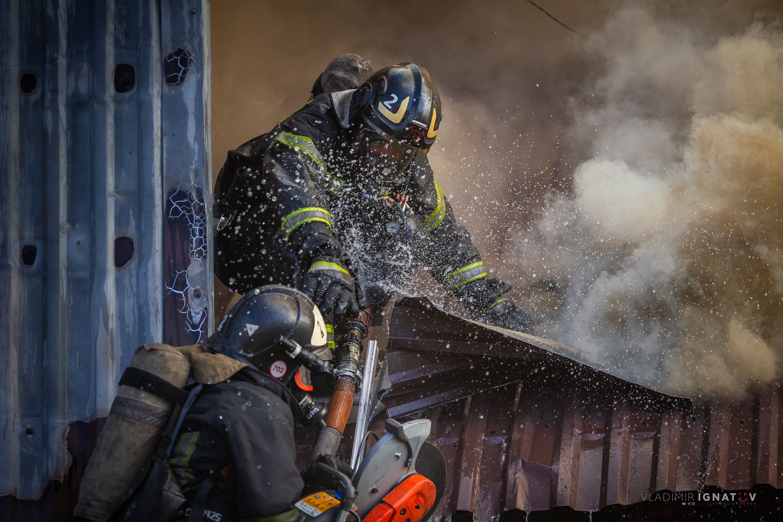 Пожарный репортёр Барнаул. Репортажный фотограф в Барнауле Владимир Игнатов