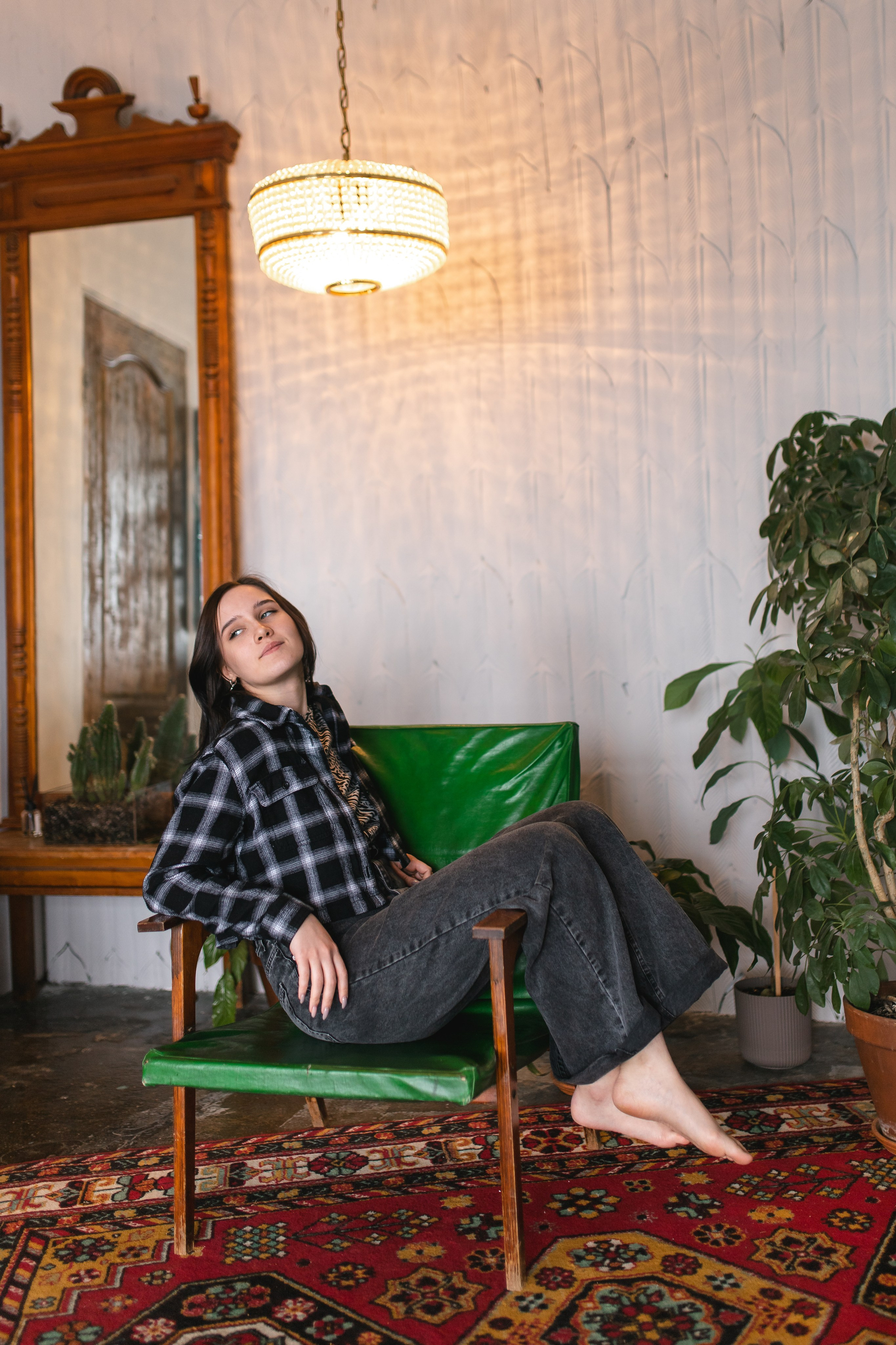 Карина, Елена, Дарья: история в советском уголке. Портретный и репортажный фотограф в Воронеже: Анастасия Пузикова