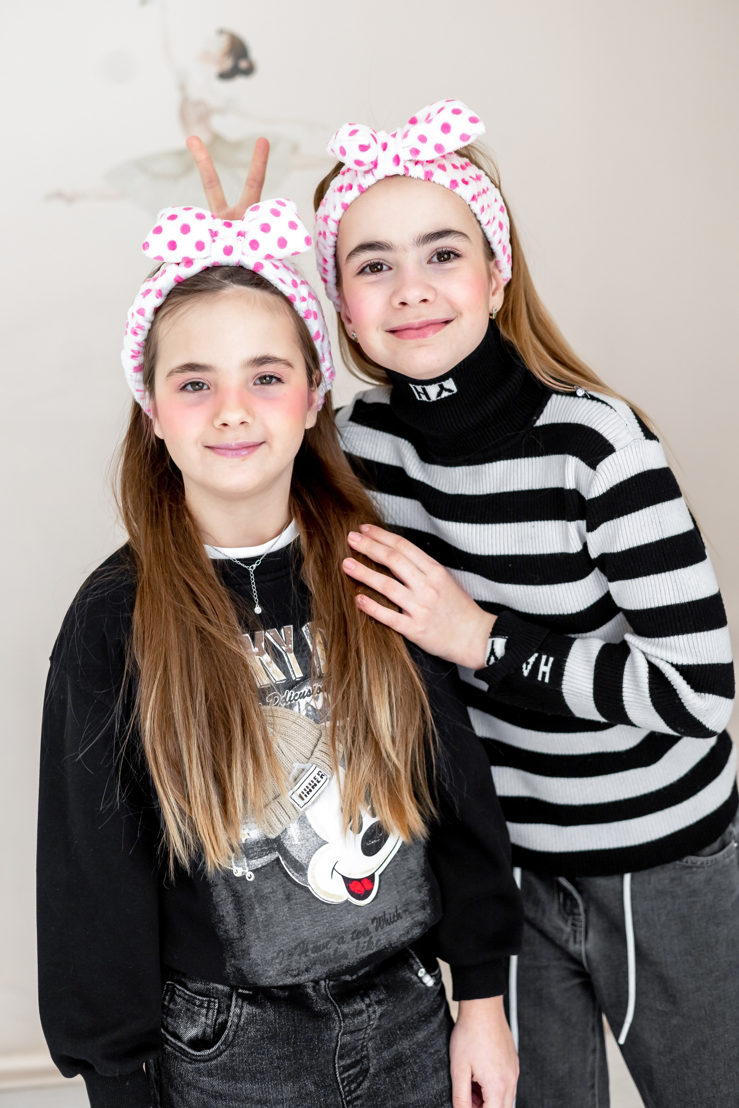 Мастер-класс макияжа для Полины и Лизы. Школа для девочек во Владивостоке — Само Совершенство