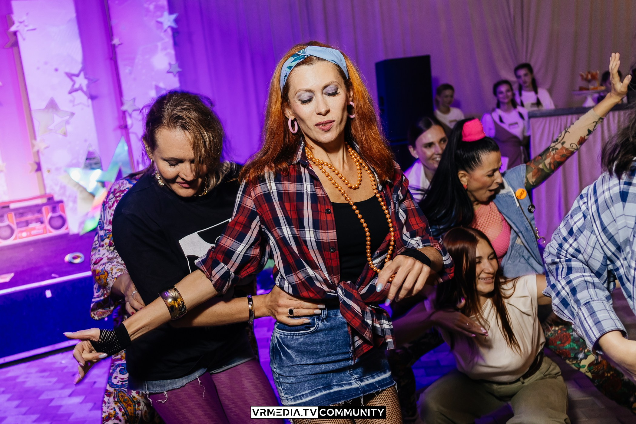 Ресторан «Империя»: Вечеринка 90-х