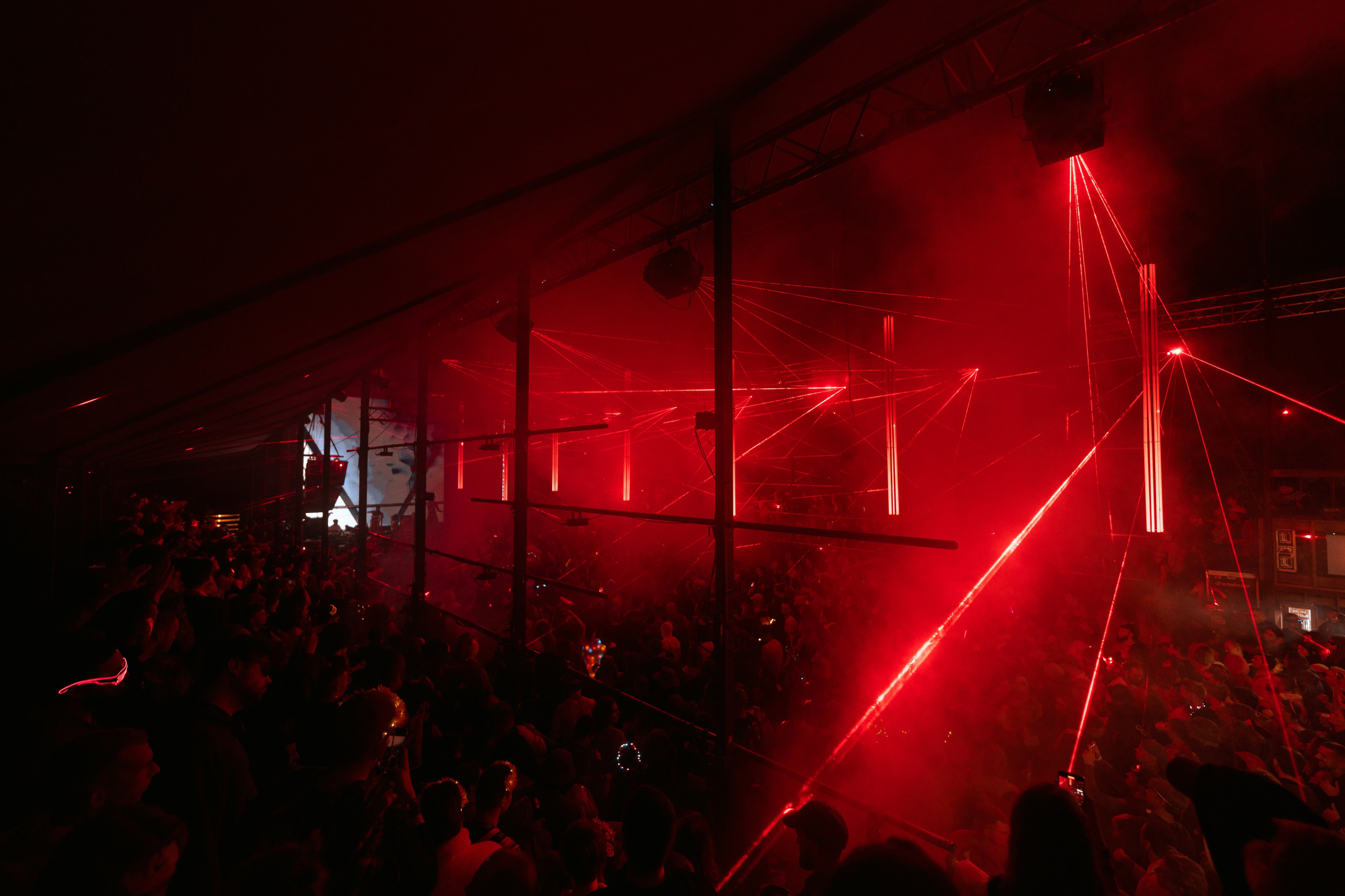 Signal 2024. @tomrus: Рустам Шагиморданов — фотограф