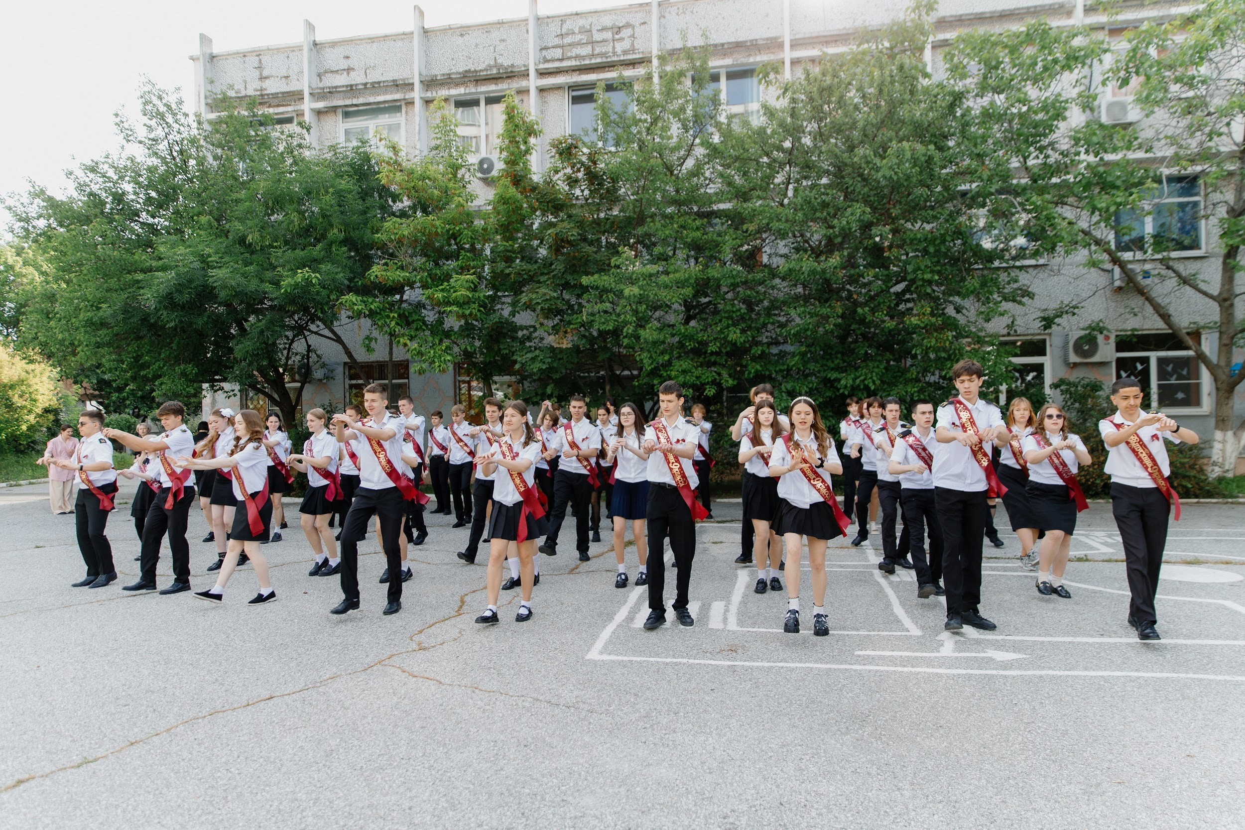 9 класс 33 школа. Выпускные альбомы Натальи Бутко: Новороссийск, Анапа, Геленджик