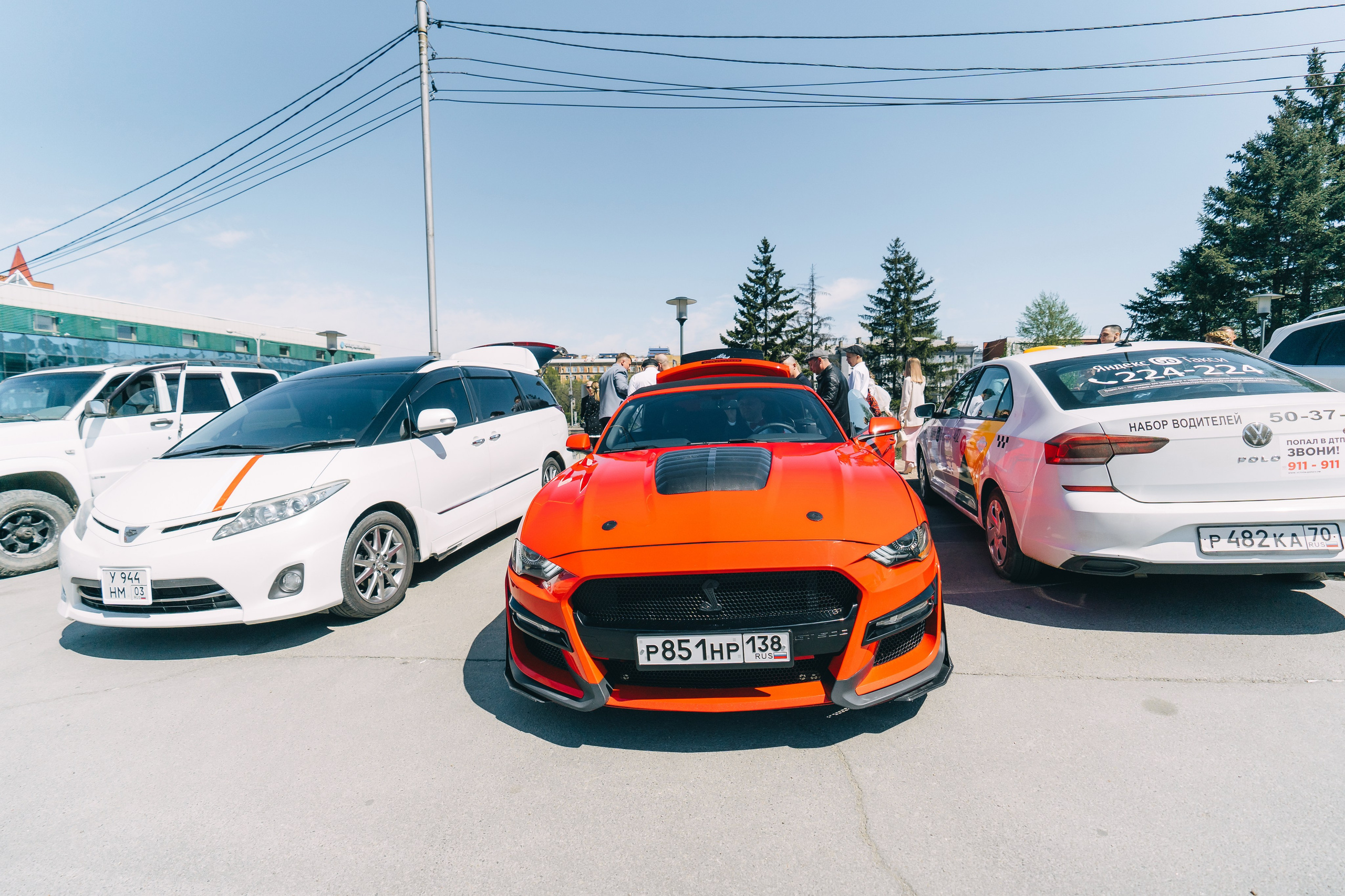 Красный кабриолет. Фотограф Ангарск Иркутск Ксения Король