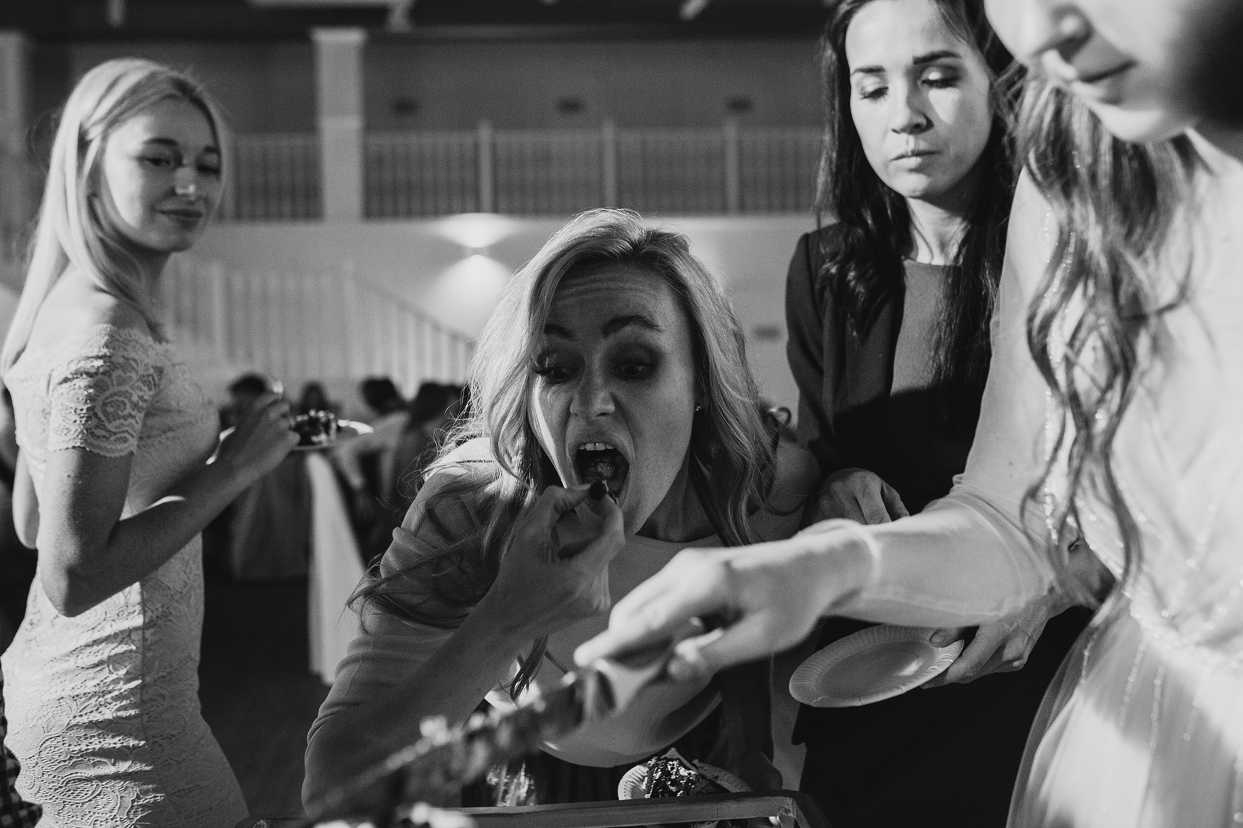 Роман /// Виктория