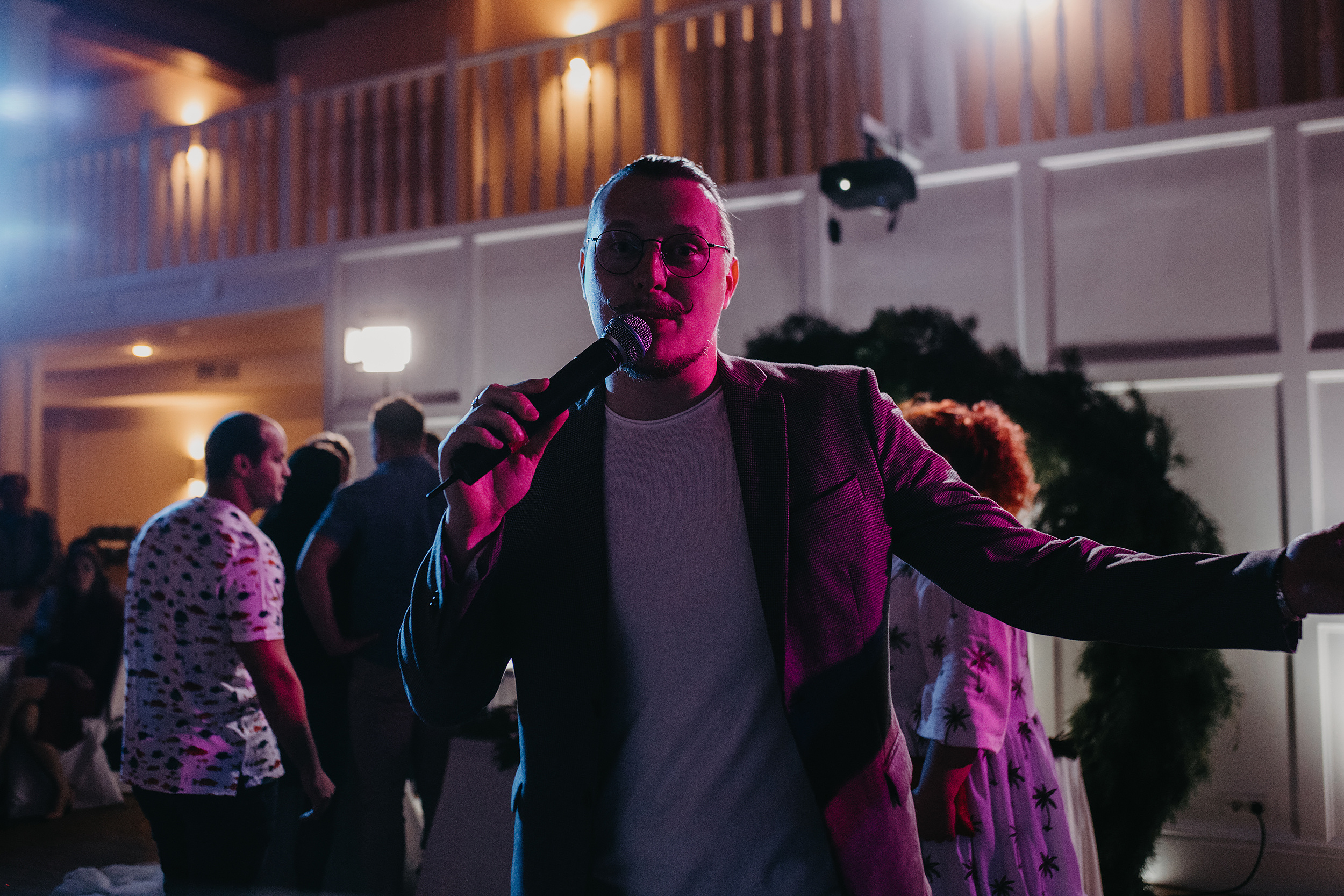 Роман /// Виктория