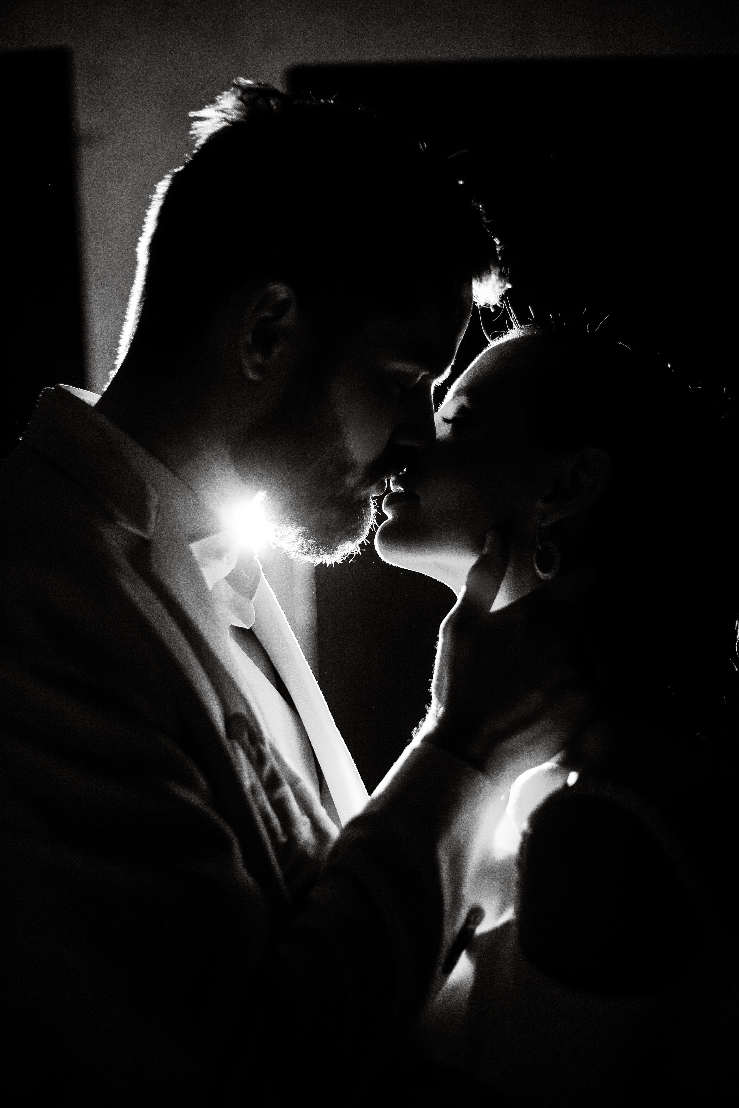 Роман и Оксана. Свадебный фотограф Ростов-на-Дону Виолетта veslers.ph