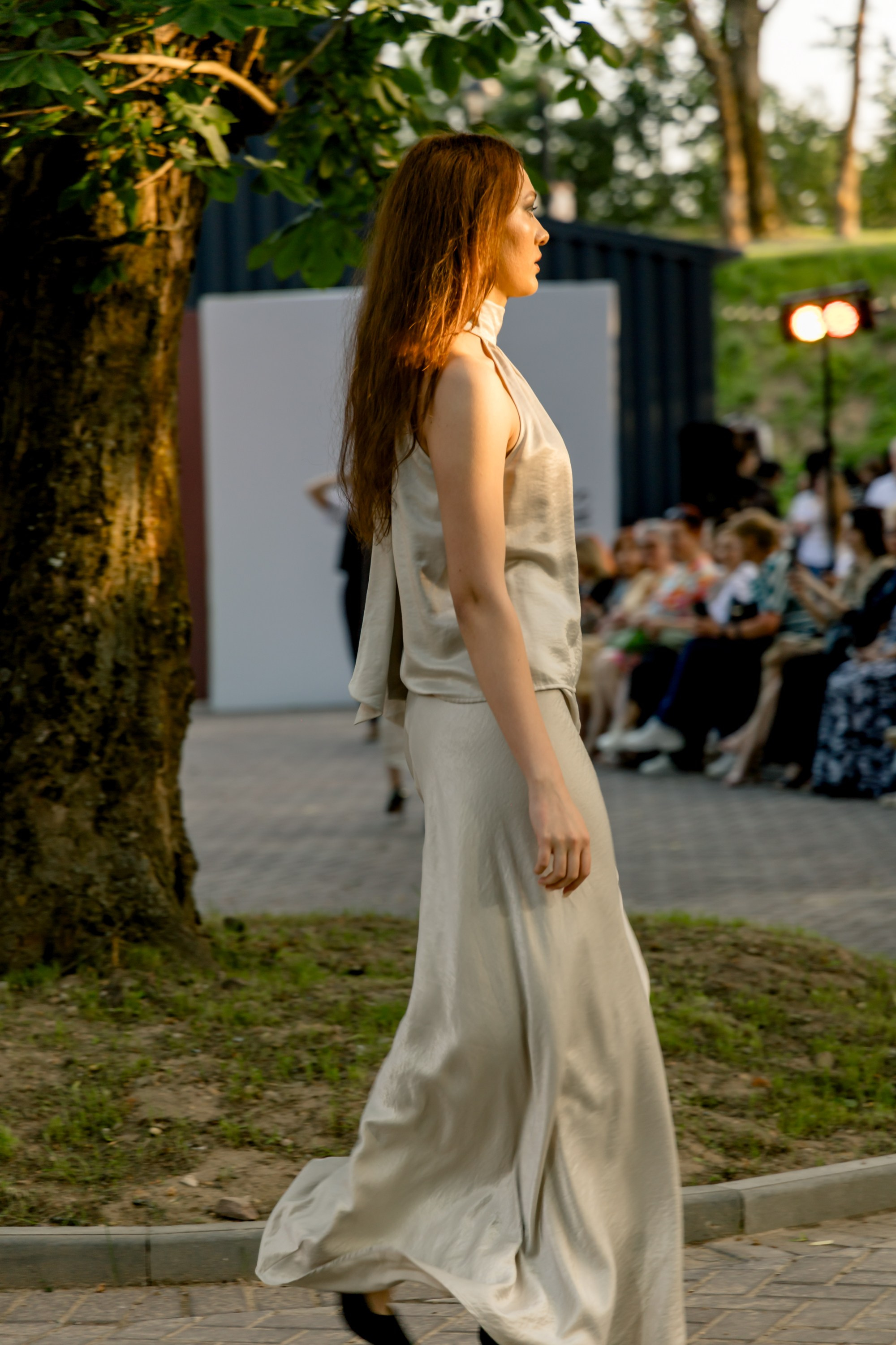 Smolensk Fashion Week 2025_показы_ДЕНЬ 1_ВЕЧЕРНИЙ ПОКАЗ_19:00. Главная